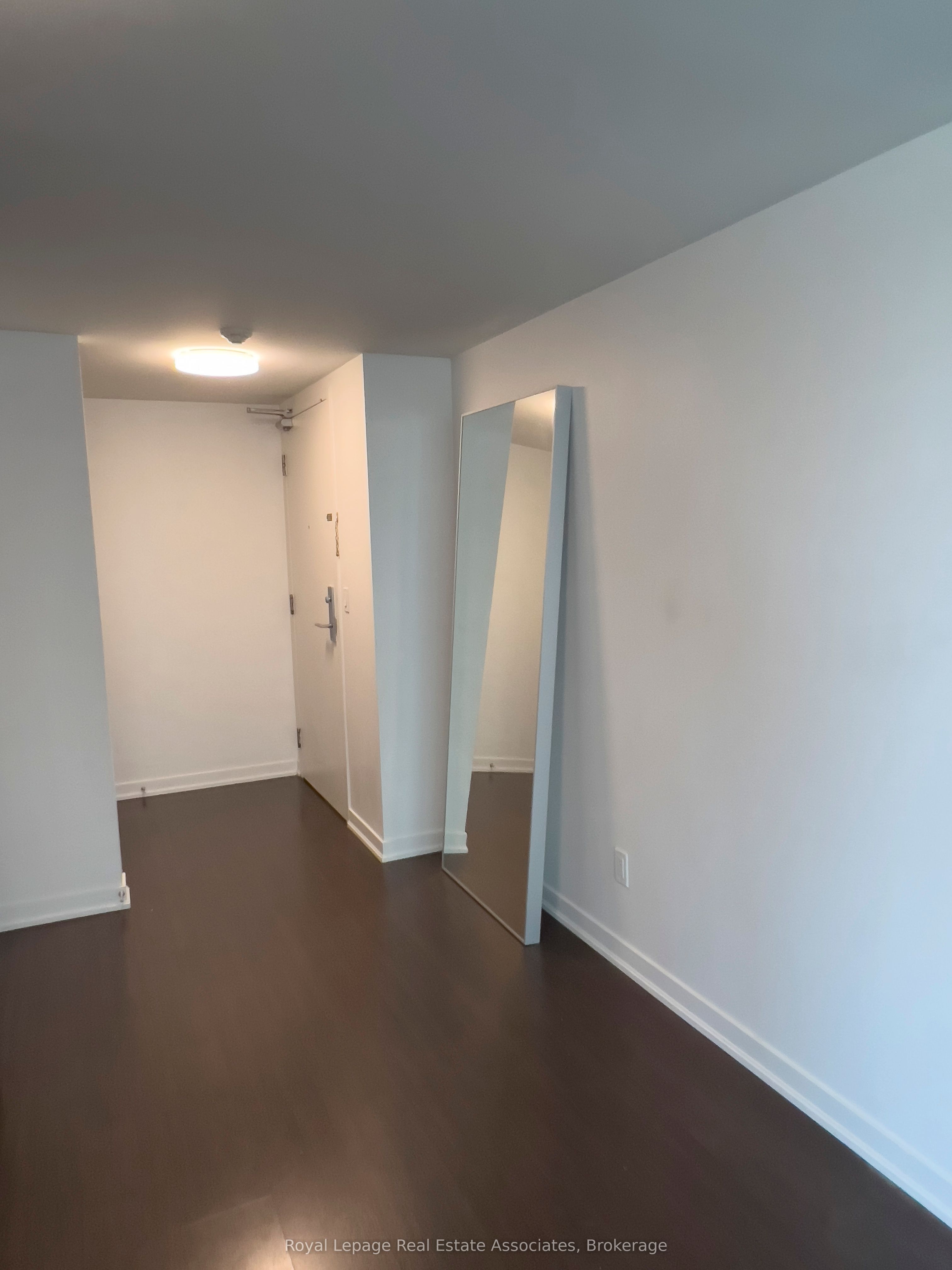55 East Liberty Street 410, Toronto, ON M6K 3P9 photo 2