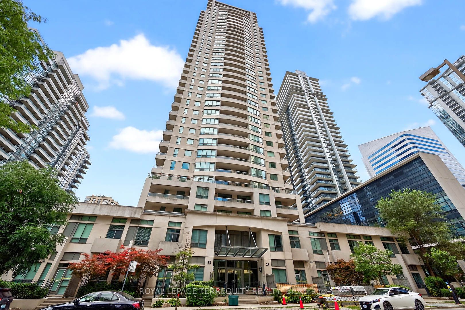 23 Hollywood Avenue 2610, Toronto, ON M2N 7L8 photo 3