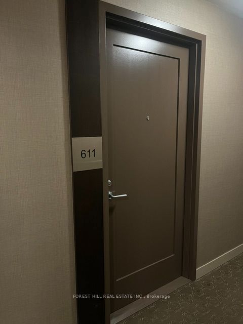 320 Tweedsmuir Avenue 611, Toronto, ON M5P 2Y3 photo 5