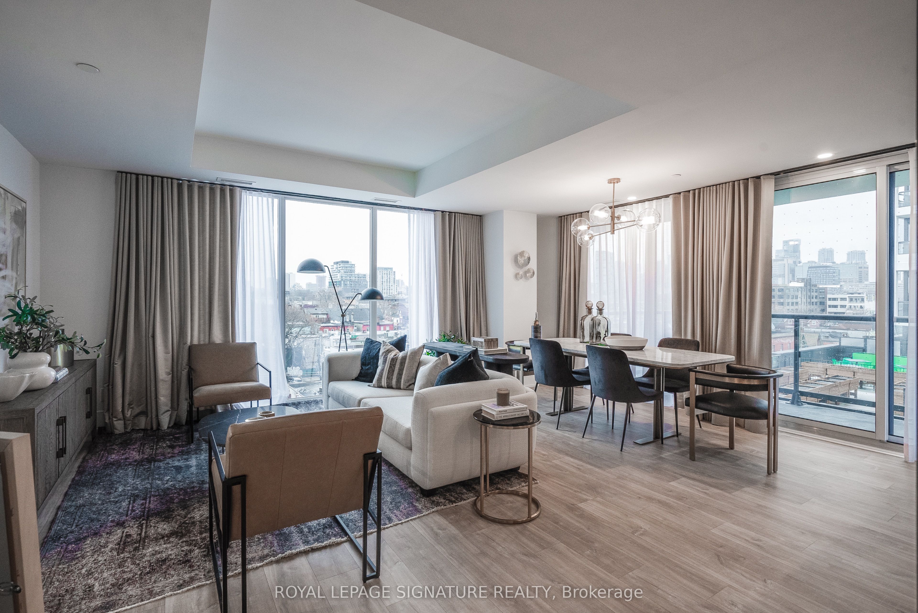 115 Denison Avenue 613, Toronto, ON M5T 2N1