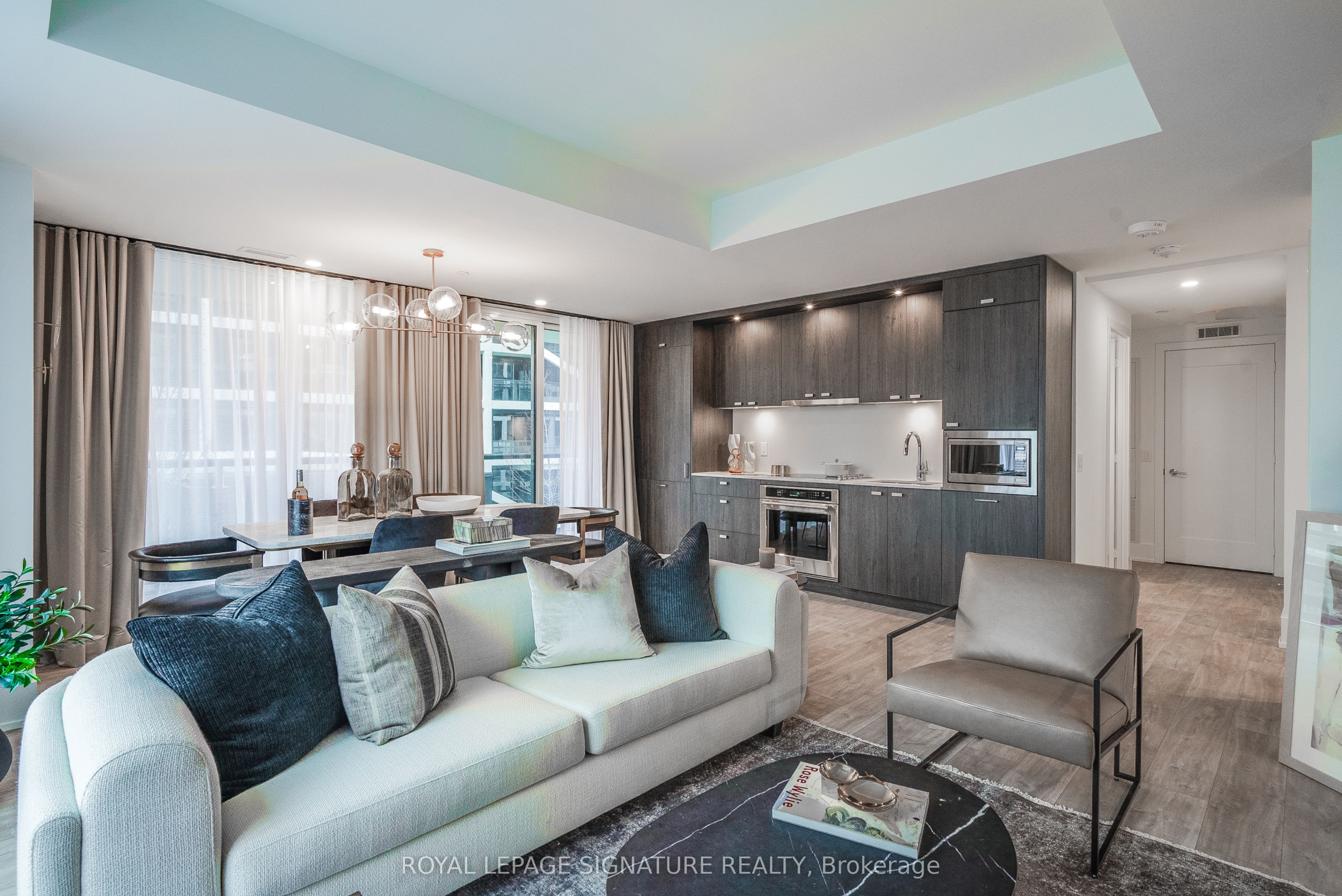 115 Denison Avenue 613, Toronto, ON M5T 2N1 photo 2