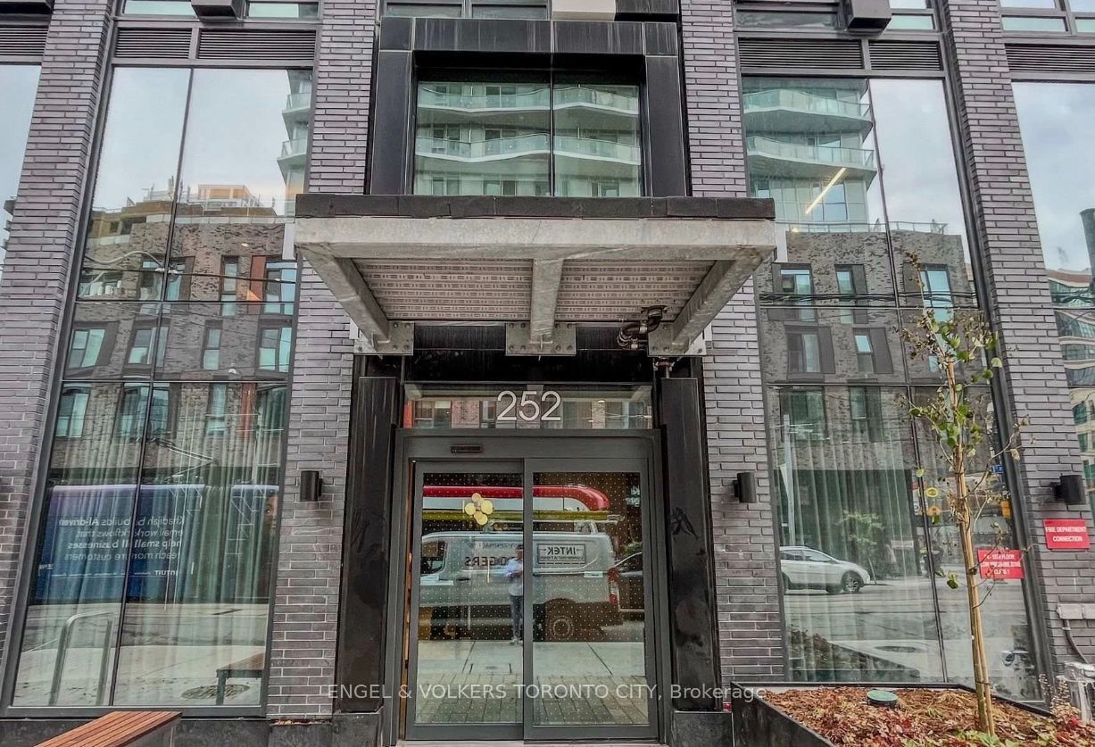 252 Church Street 5709, Toronto, ON M5B 0E6