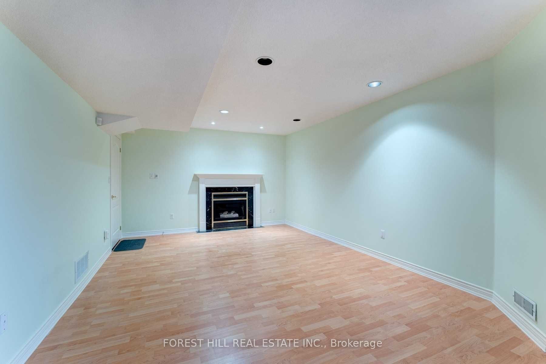 198 Homewood Avenue BSMT, Toronto, ON M2M 1K6 photo 2