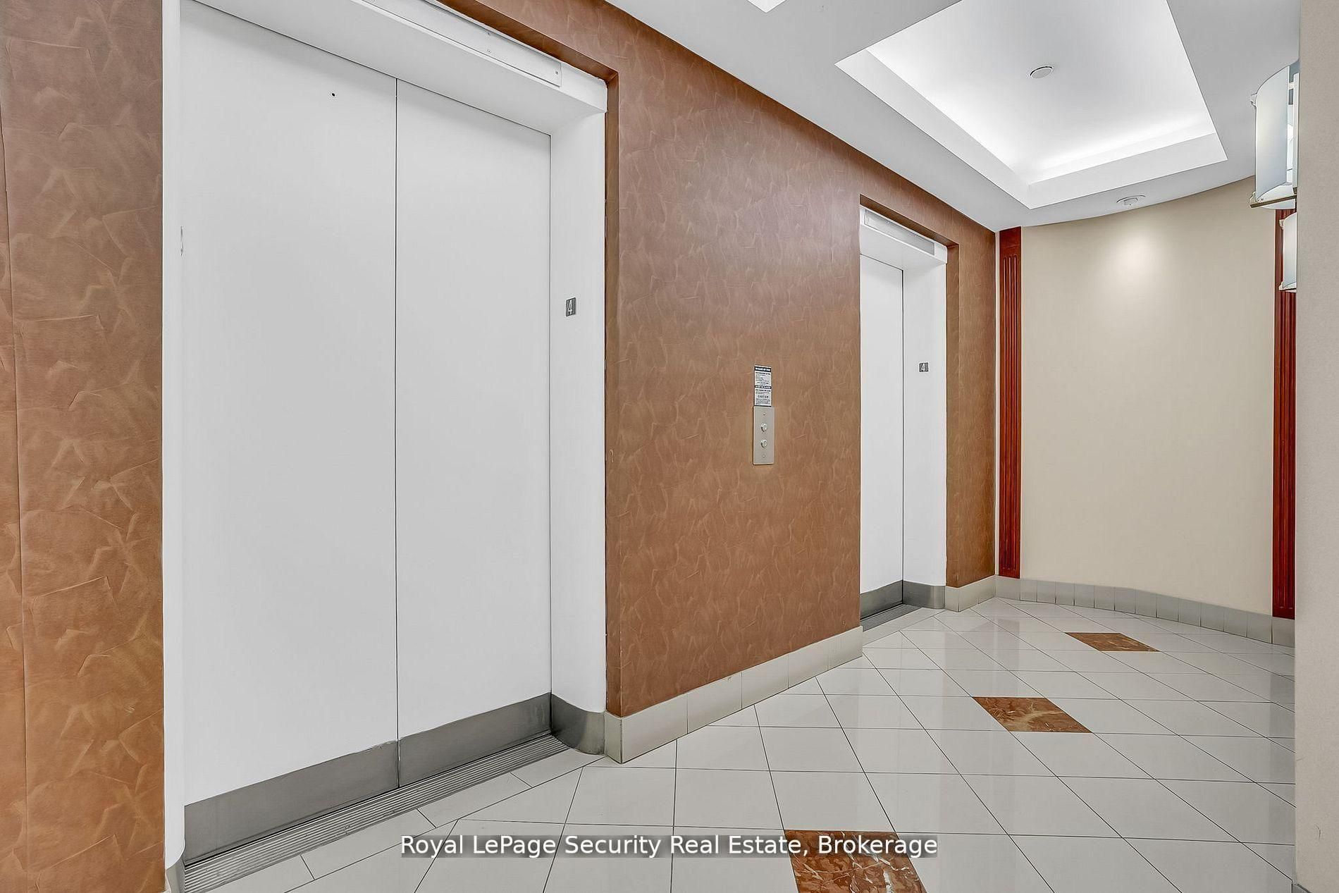 980 Yonge Street 403, Toronto, ON M4W 3V8 photo 5