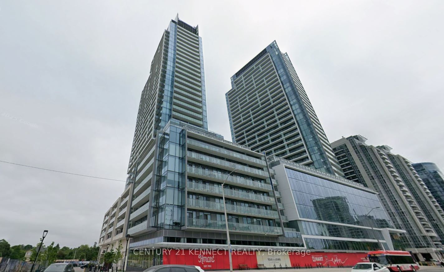 7 Golden Lion Heights 826, Toronto, ON M2M 0C1 photo 3