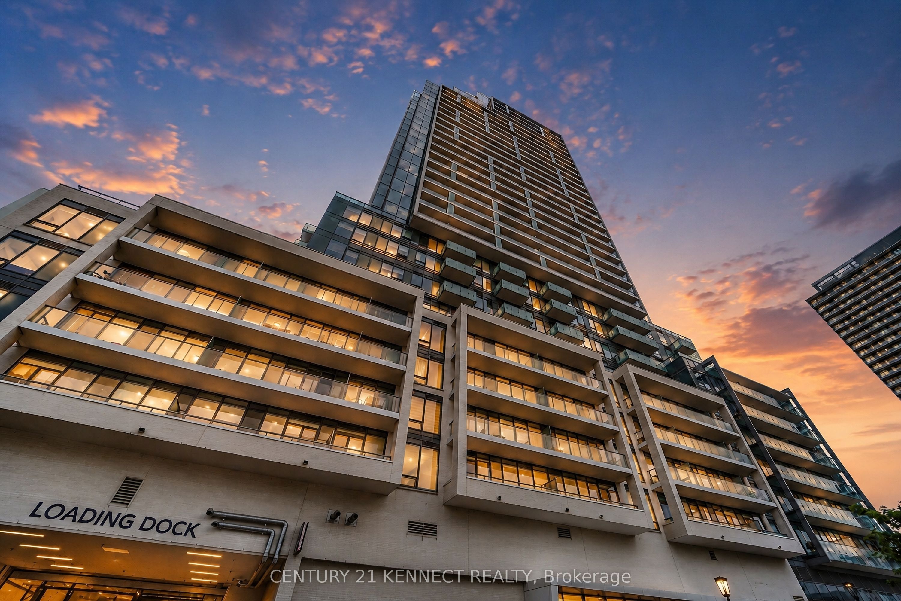 7 Golden Lion Heights 826, Toronto, ON M2M 0C1 photo 4