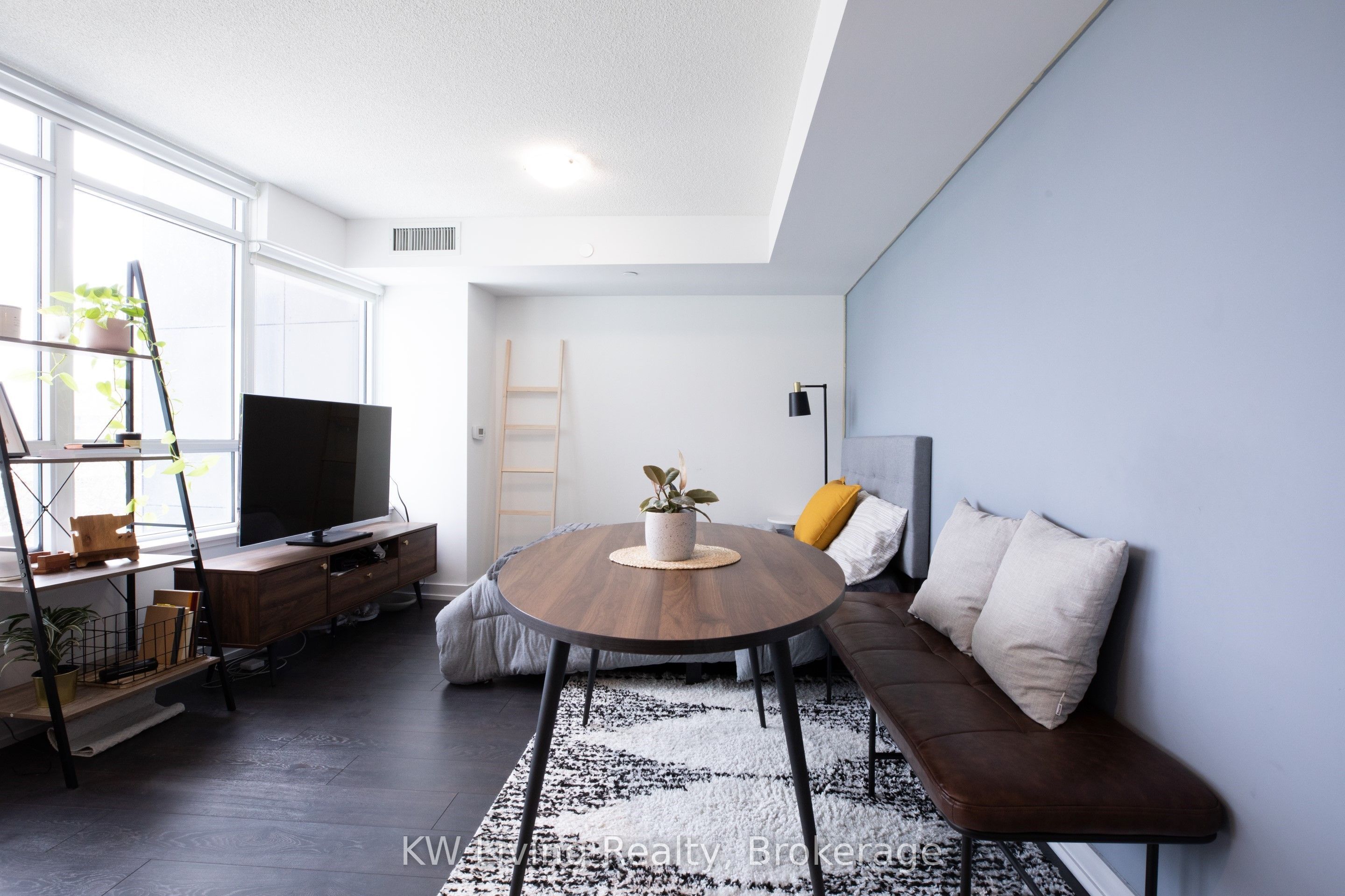 125 Redpath Avenue 316, Toronto, ON M4S 0B5 photo 4