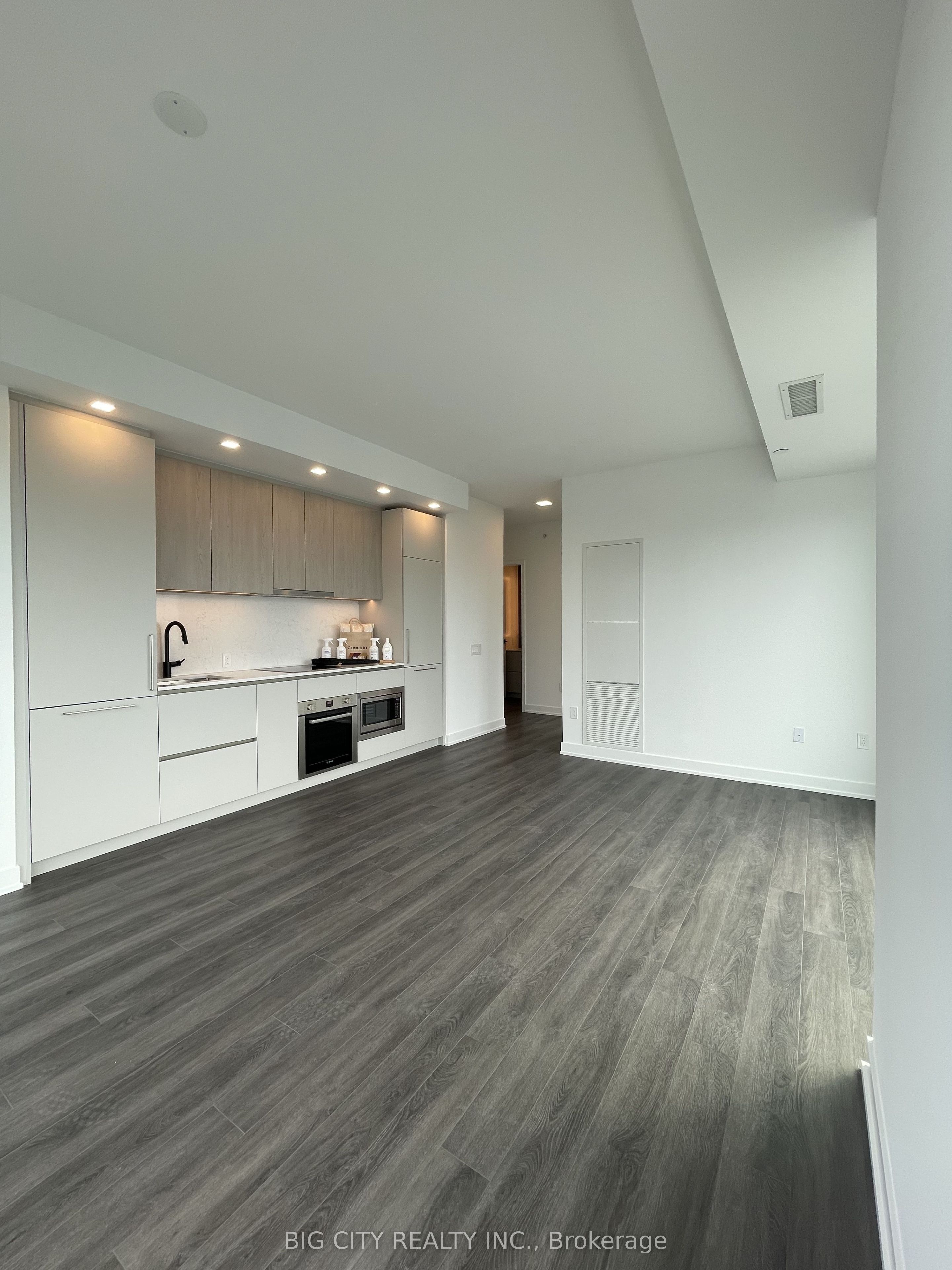 609 Sherbourne Street 4402, Toronto, ON M4X 0A7 photo 5