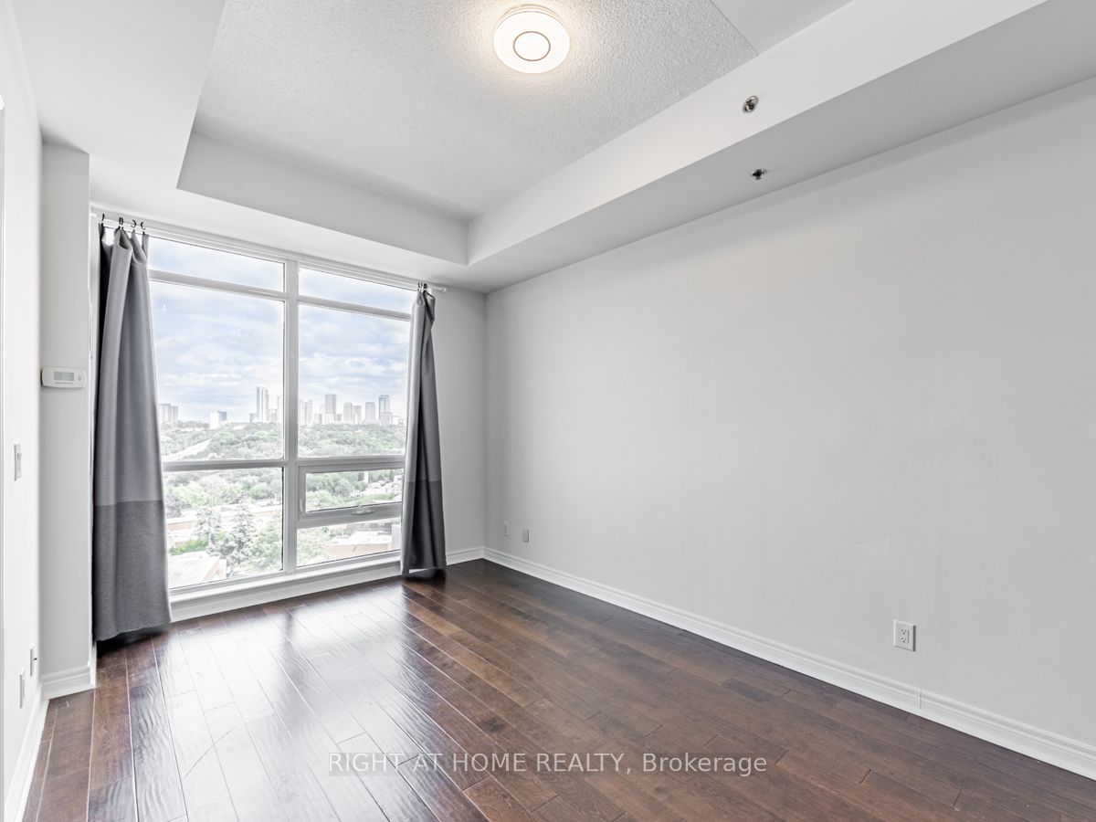 2756 Old Leslie Street 1008, Toronto, ON M2K 0E2 photo 5