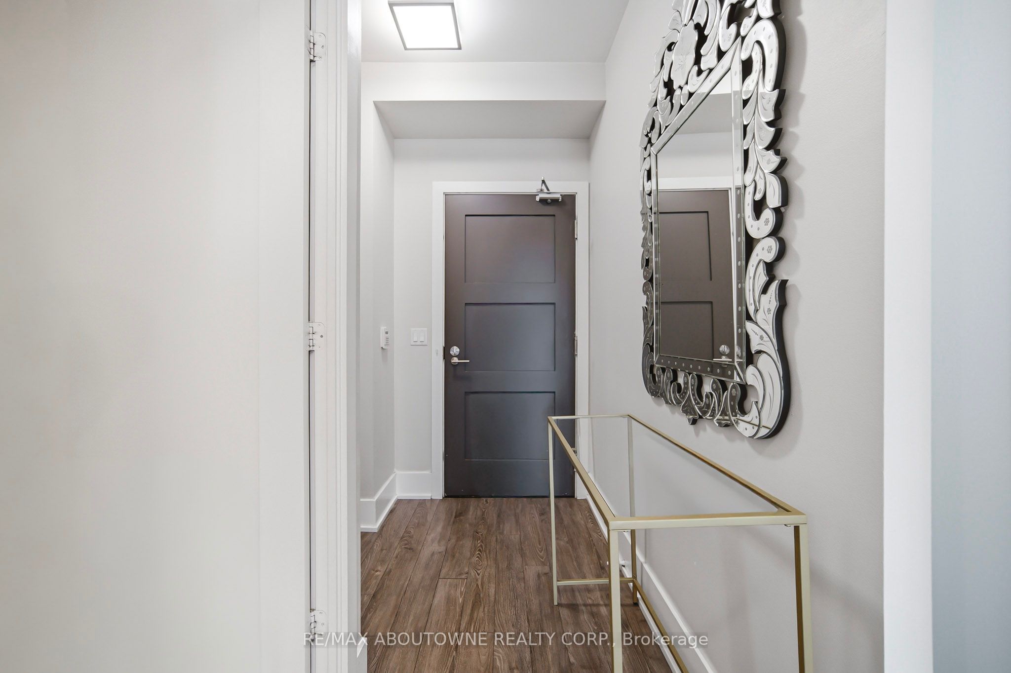 300 Front Street W 3909, Toronto, ON M5V 0E9 photo 5