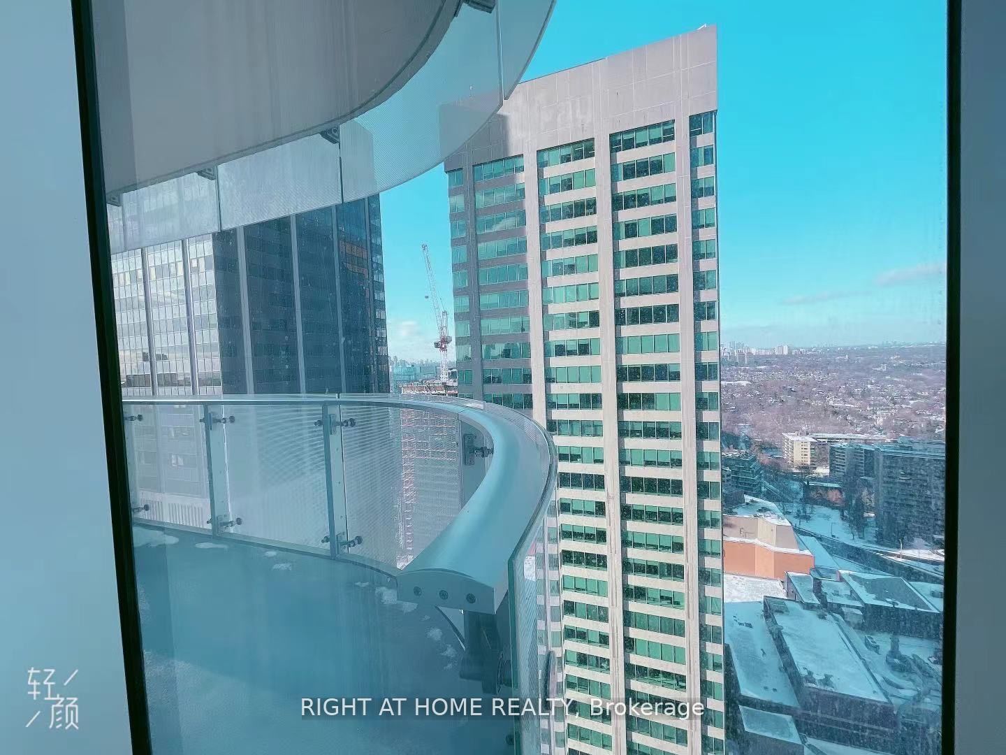 1 Bloor Street E 2912, Toronto, ON M4W 0A8 photo 3