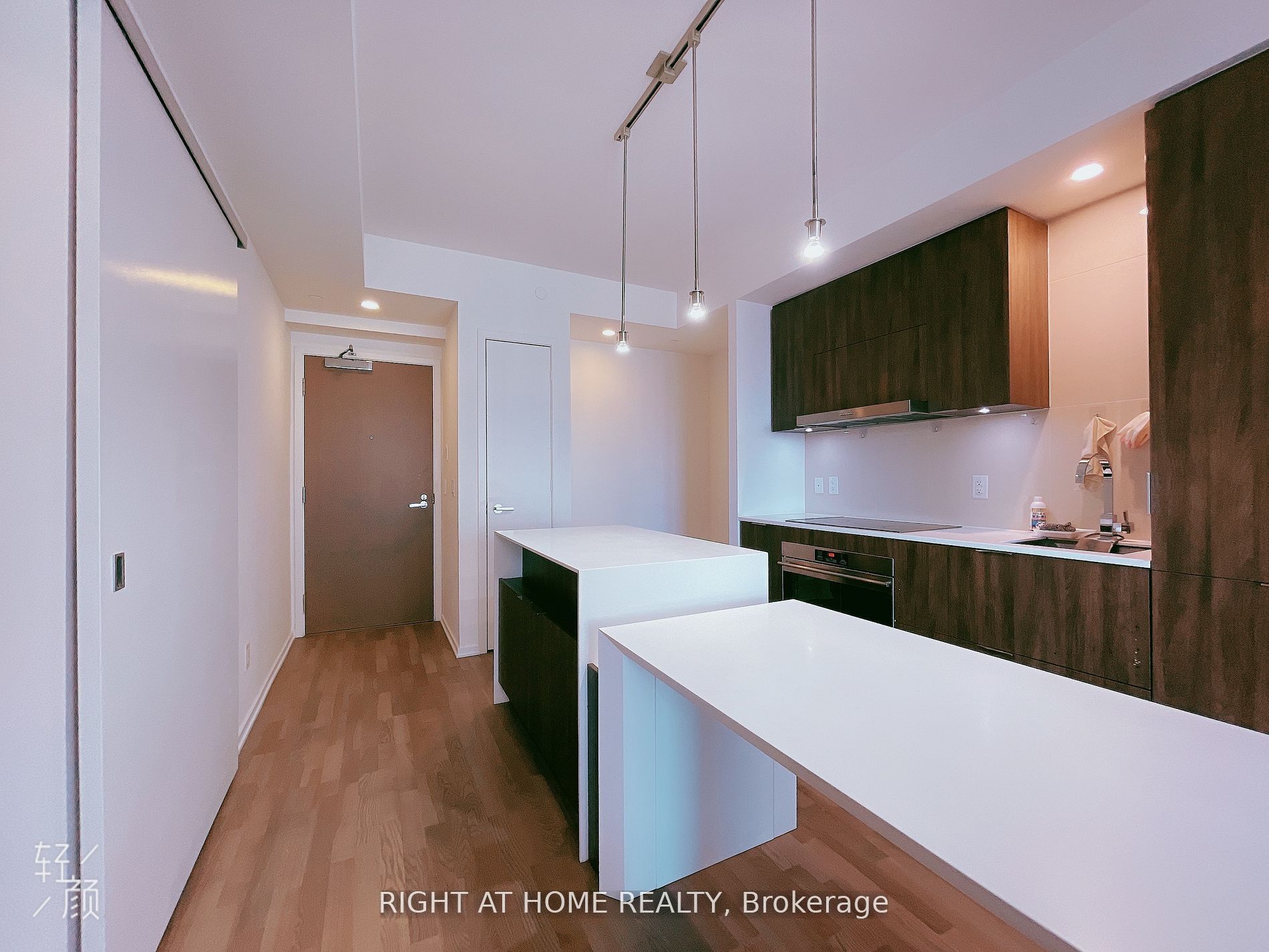 1 Bloor Street E 2912, Toronto, ON M4W 0A8 photo 4