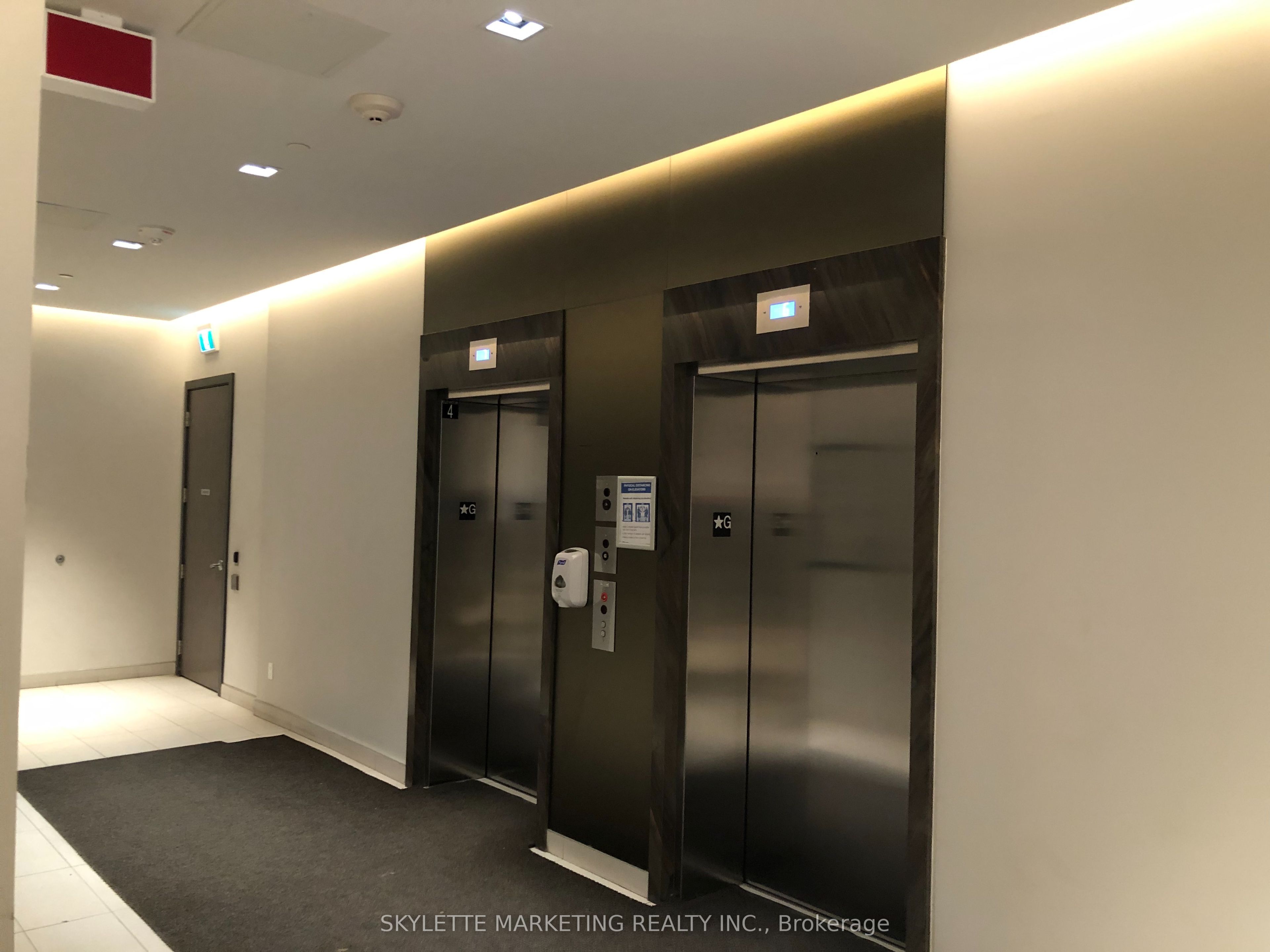128 Fairview Mall Drive 609, Toronto, ON M2J 2Z1 photo 3