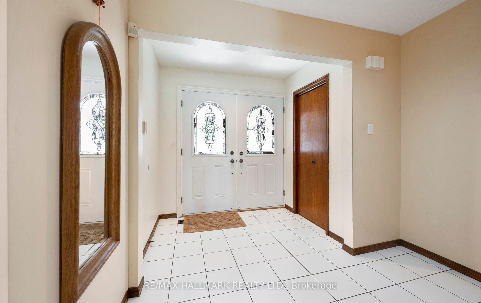 154 Robert Hicks Drive, Toronto, ON M2R 3R5 photo 5