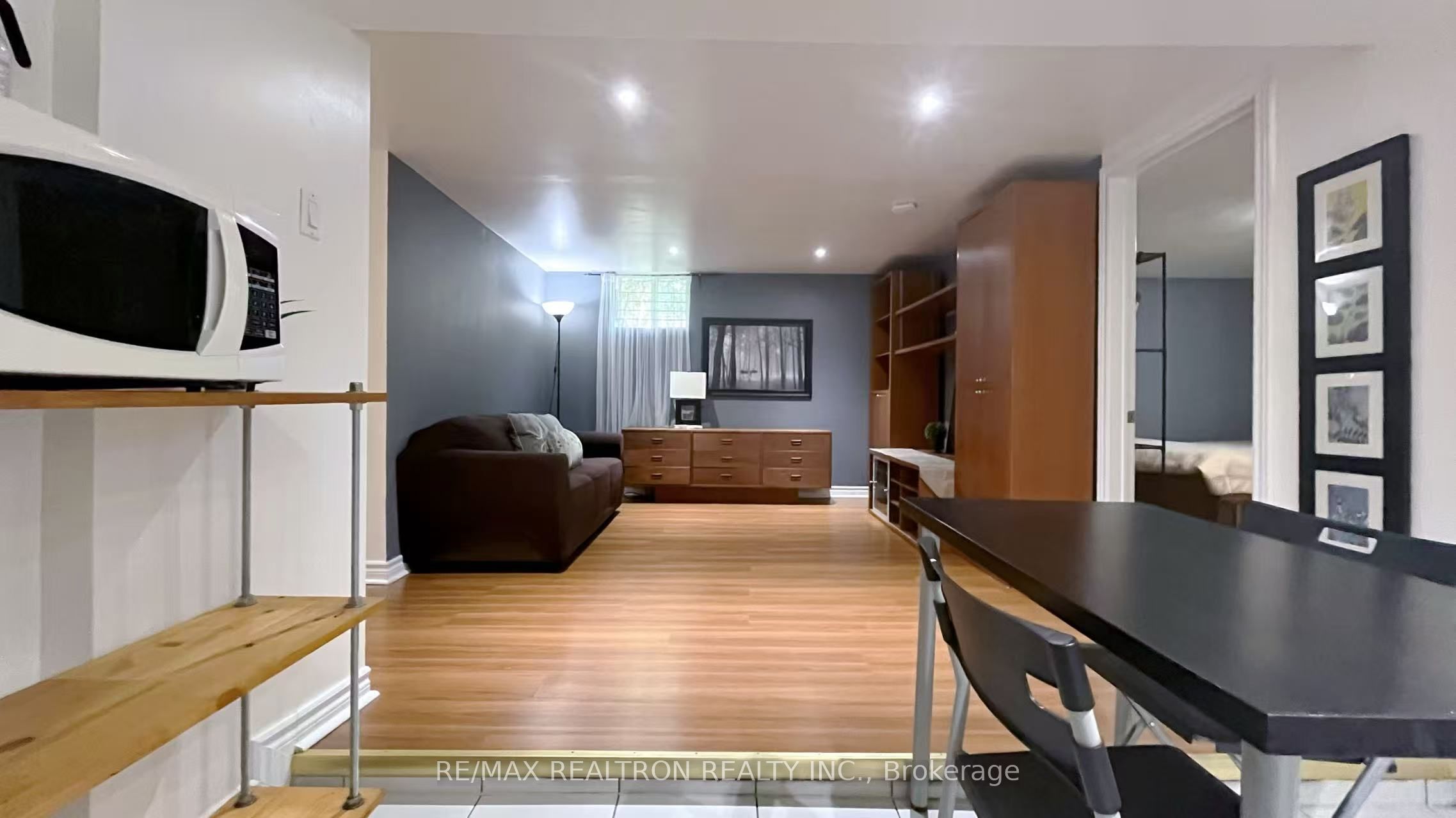 2 Greyhound Drive Bsmt, Toronto, ON M2H 1K3 photo 3
