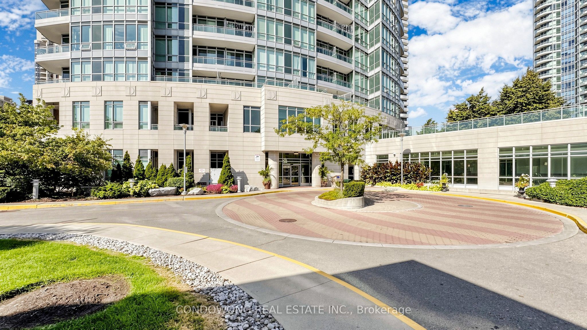 60 Byng Avenue 1101, Toronto, ON M2N 7K3 photo 2