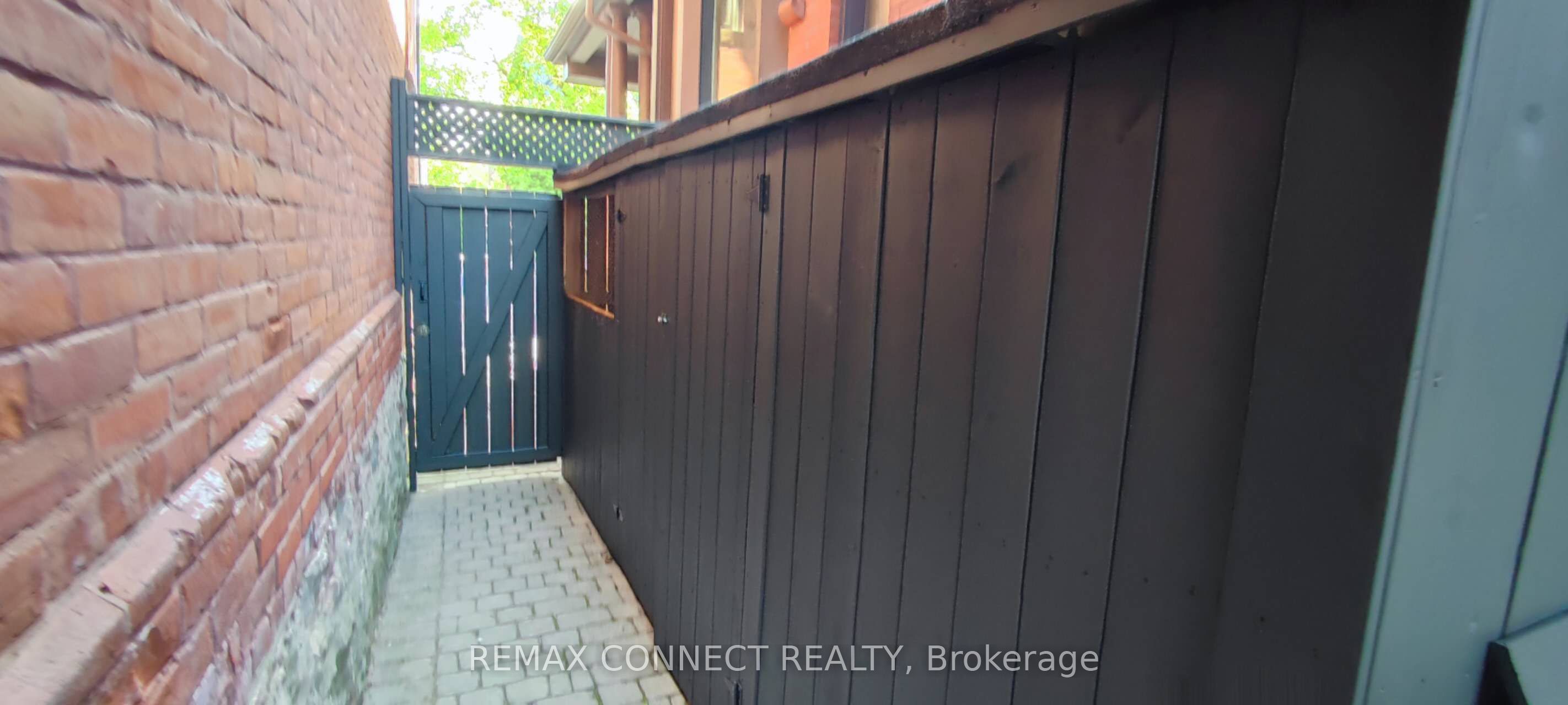 123 Bedford Road Lower, Toronto, ON M5R 2K6 photo 4