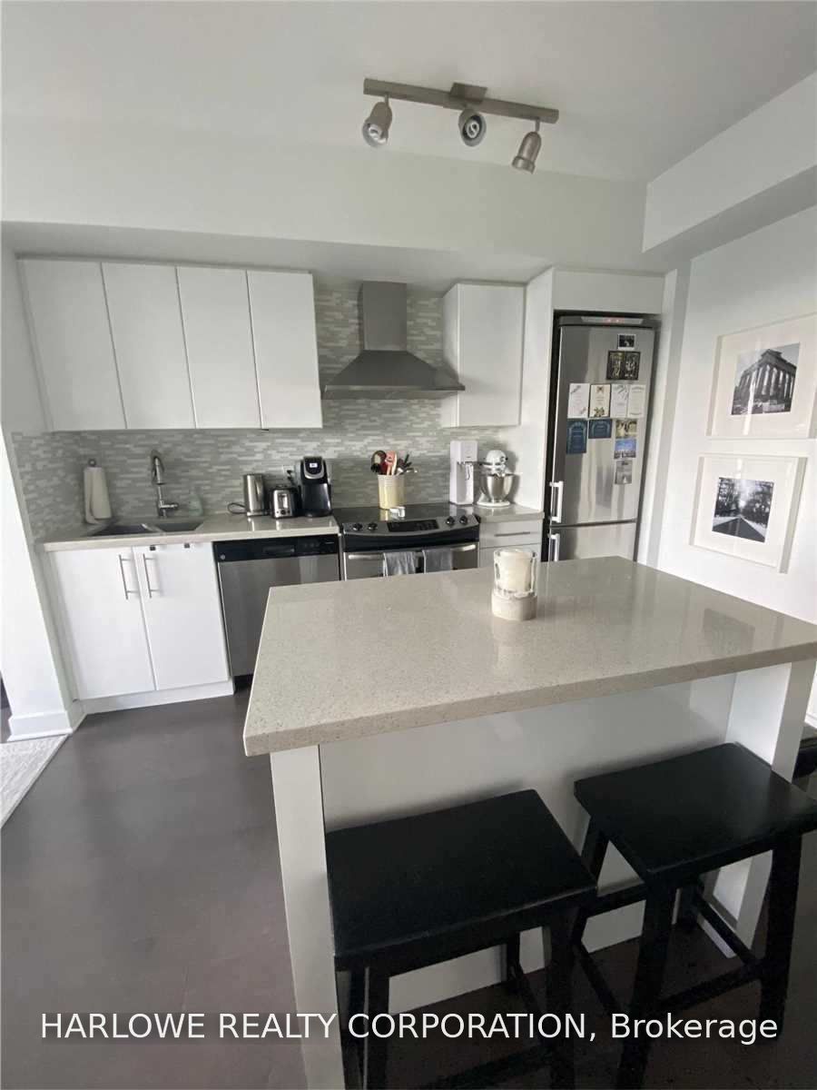 58 Orchard View Boulevard 1801, Toronto, ON M4R 1B9