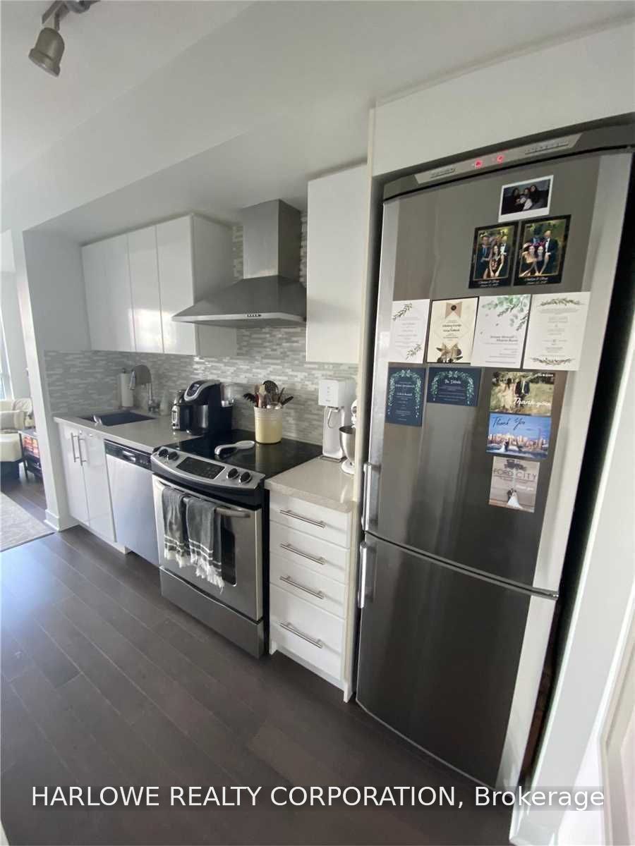 58 Orchard View Boulevard 1801, Toronto, ON M4R 1B9 photo 2