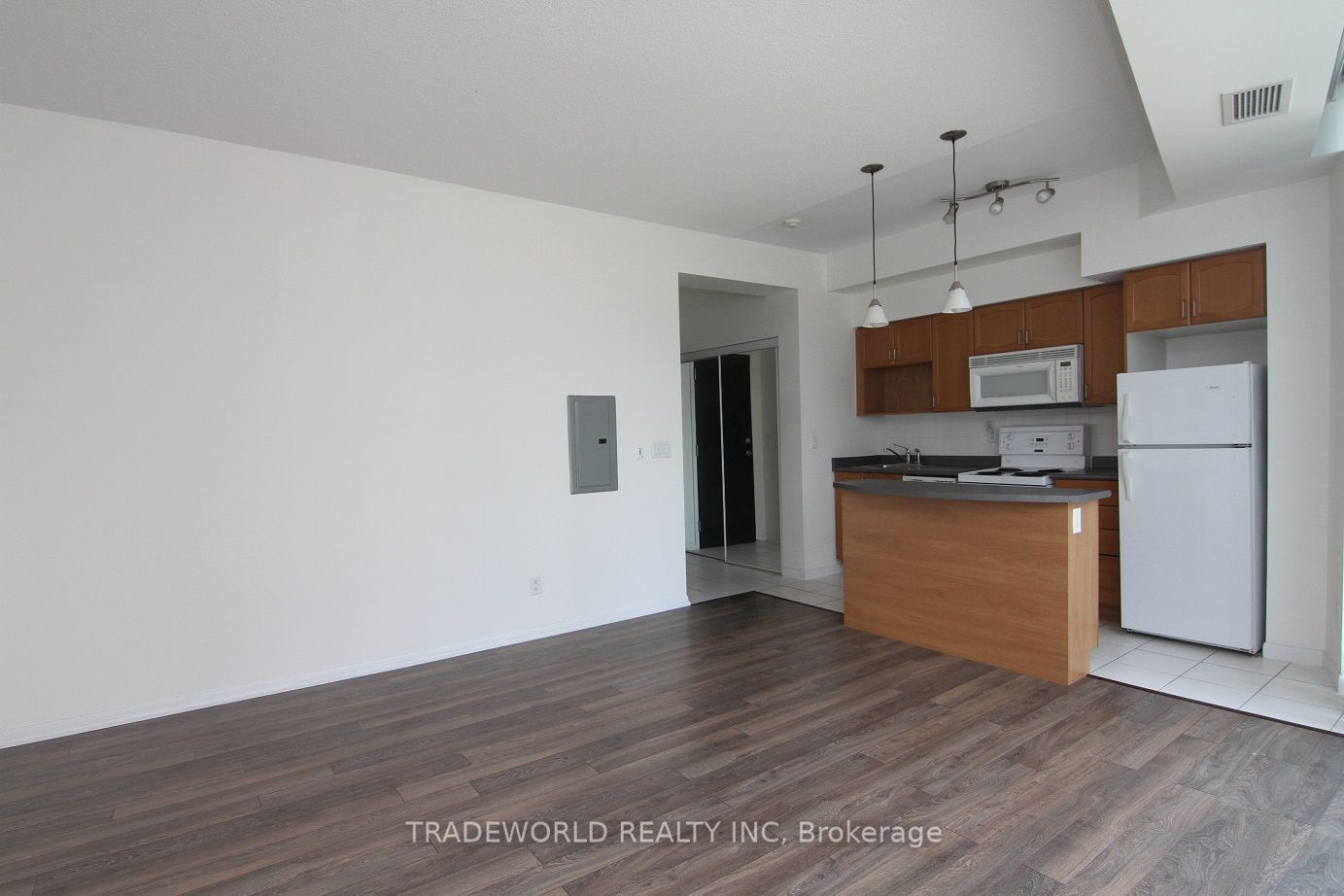 18 Yonge Street 1604, Toronto, ON M5E 1Z8 photo 5