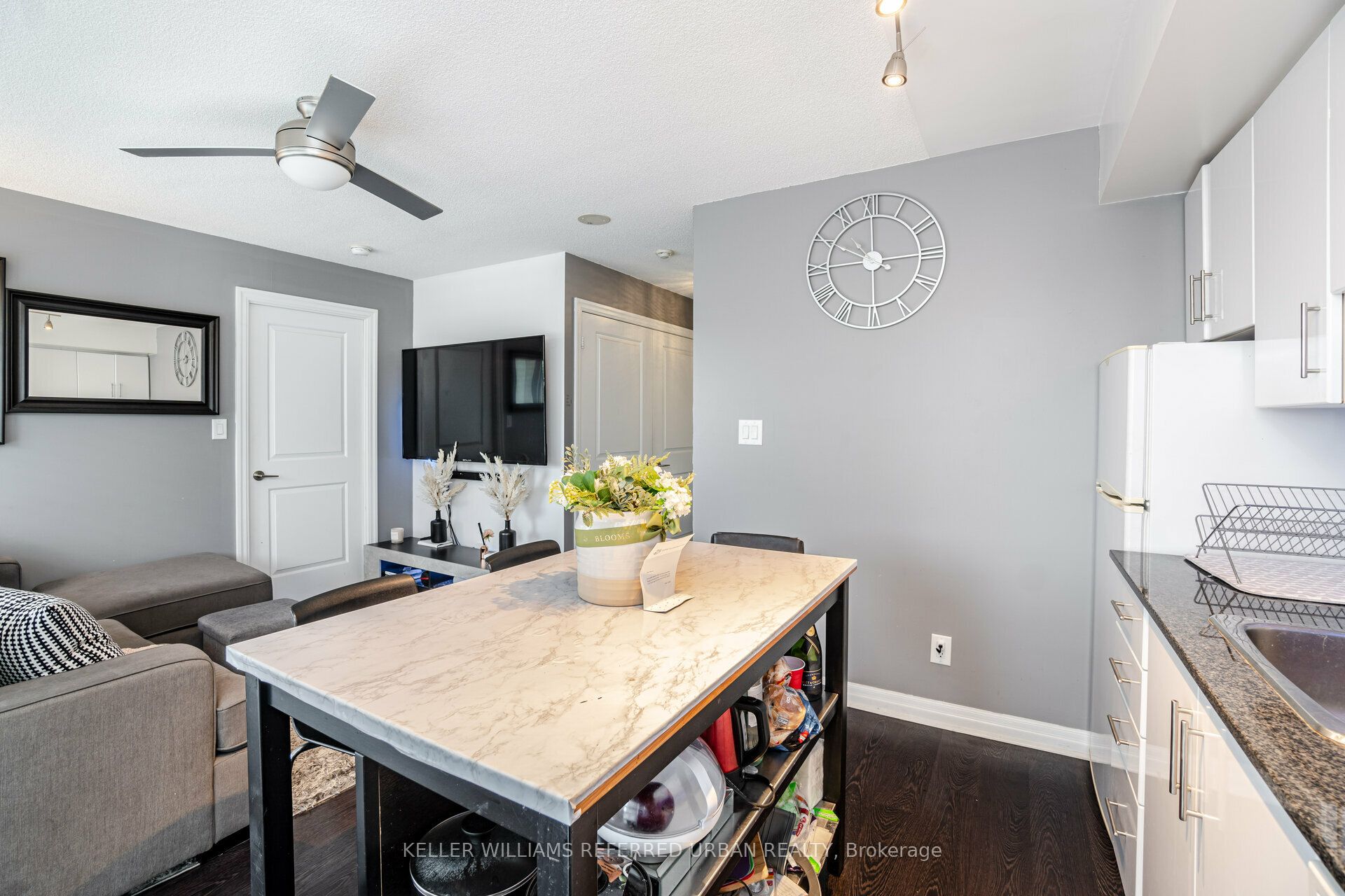 2035 Sheppard Avenue E 335, Toronto, ON M2J 0A8 photo 2