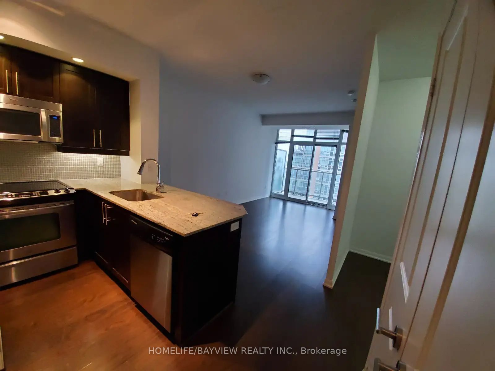 85 East Liberty Street 1512, Toronto, ON M6K 3R4 photo 3