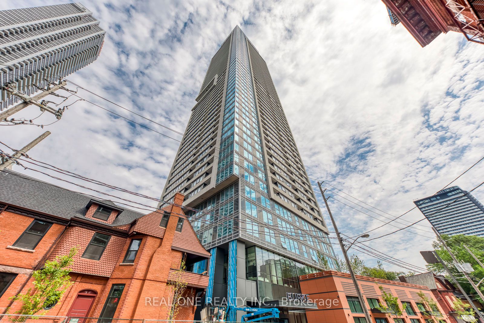 609 Sherbourne Street 4208, Toronto, ON M4X 0A4
