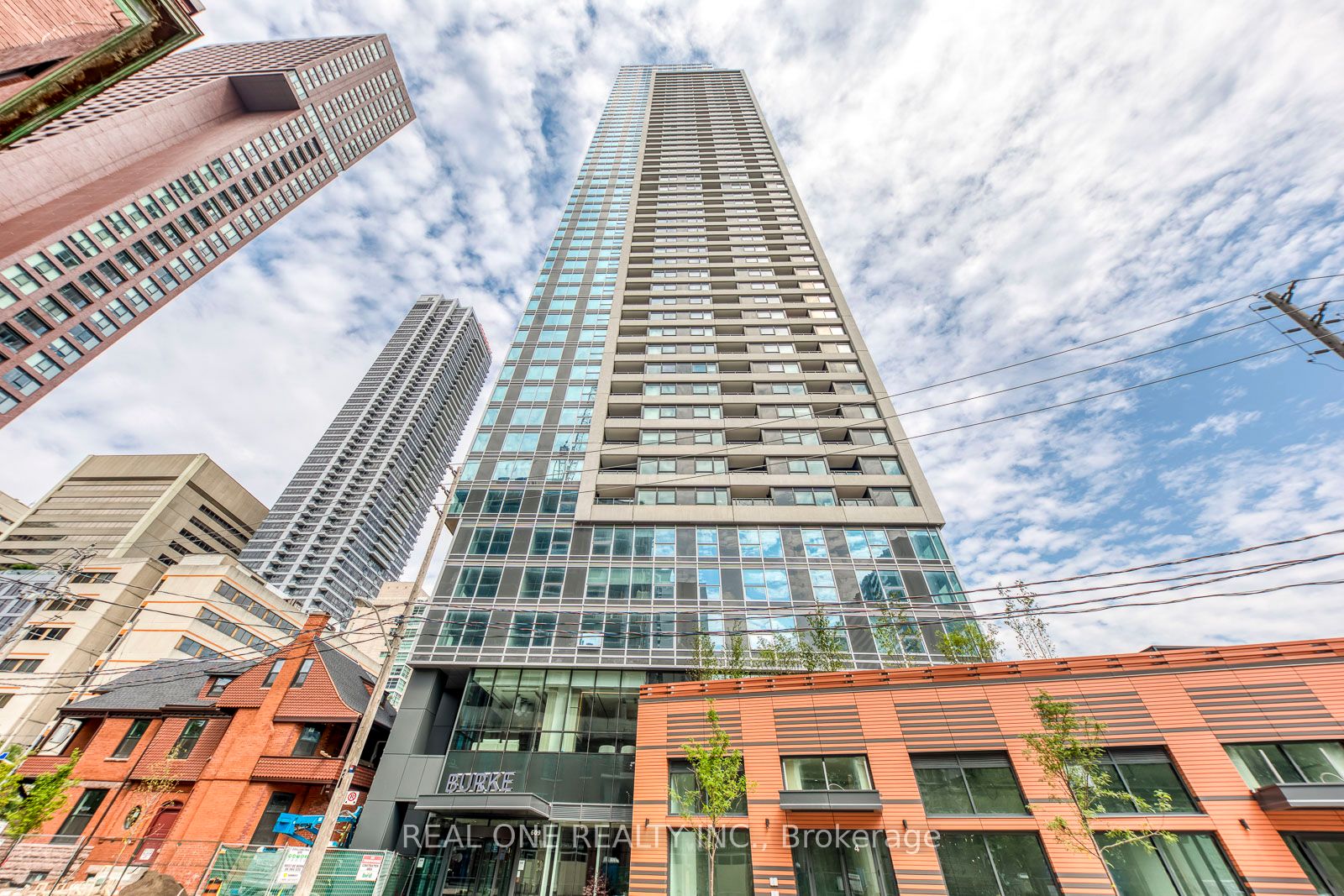 609 Sherbourne Street 4208, Toronto, ON M4X 0A4 photo 2
