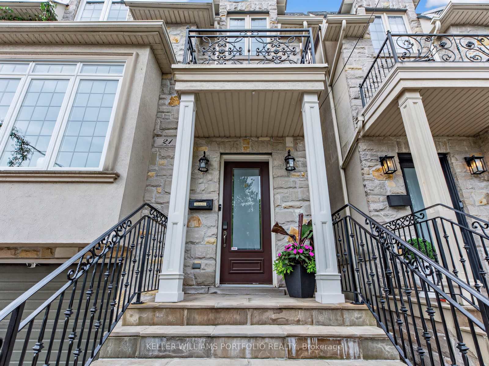 21 Albertus Avenue, Toronto, ON M4R 1J5 photo 3