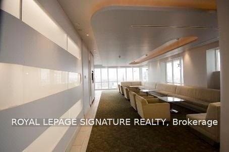 220 Victoria Street 1705, Toronto, ON M5B 2R6 photo 3