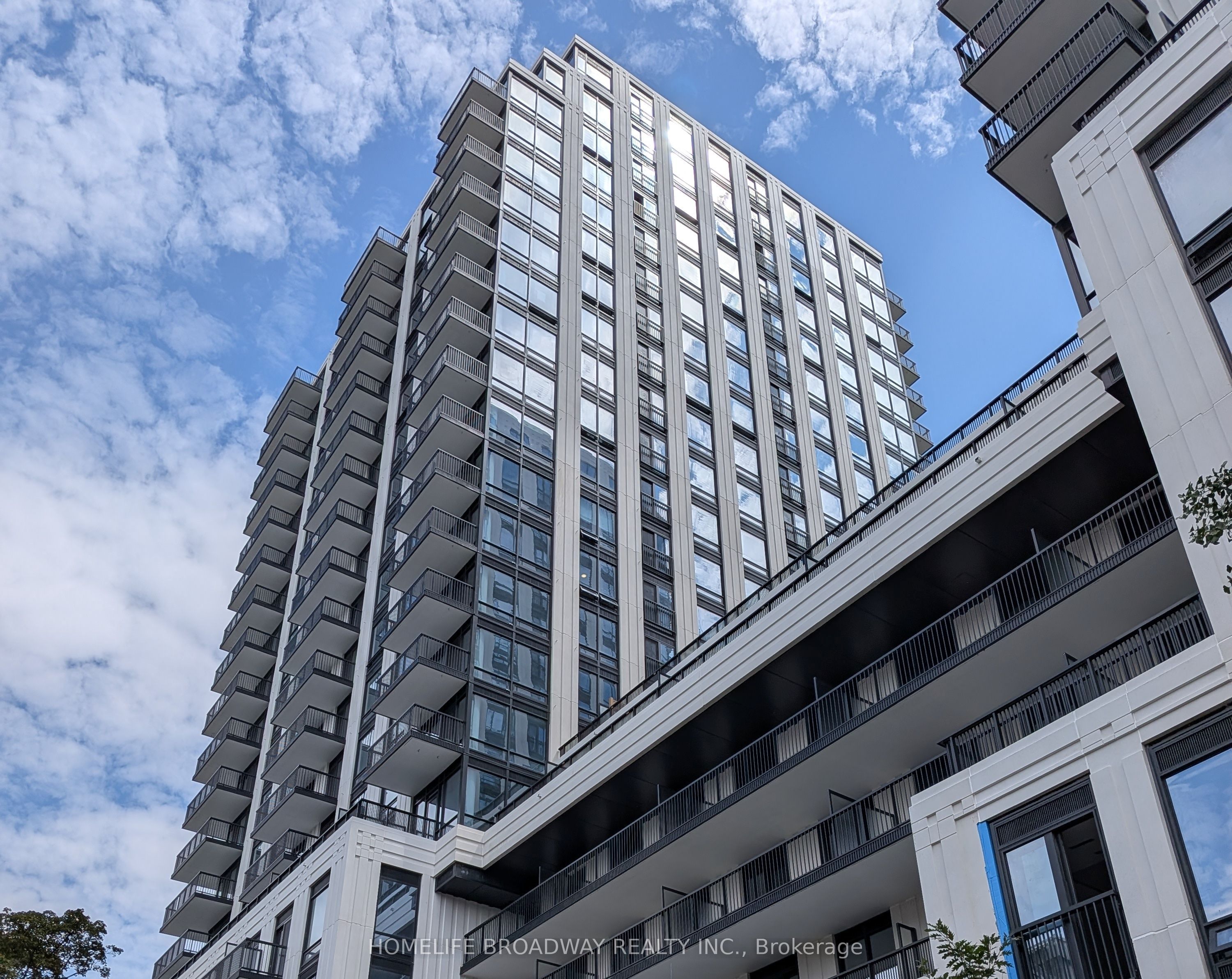 89 Montclair Avenue 1822, Toronto, ON M5P 0A9 photo 2