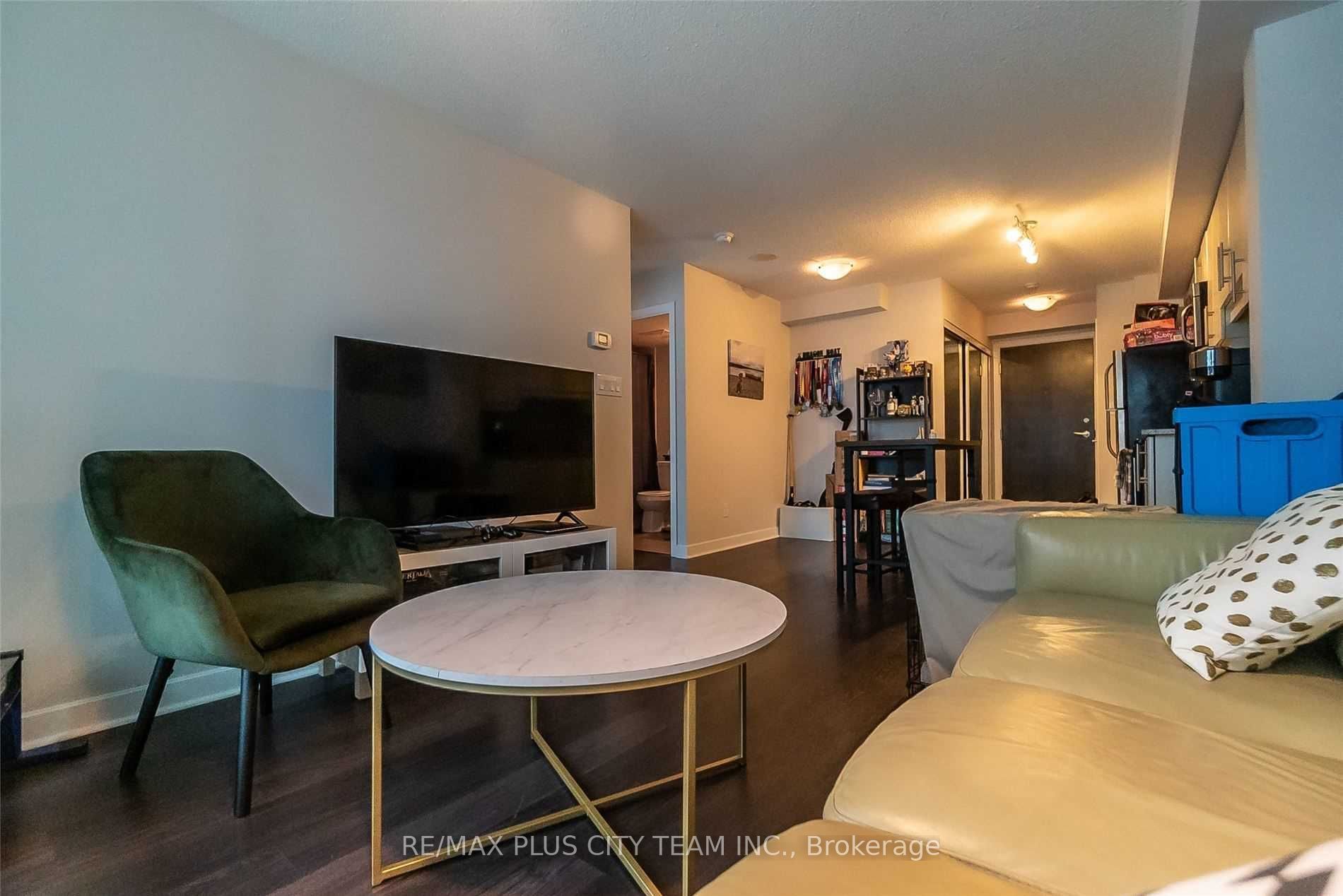 33 Bay Street 602, Toronto, ON M5J 2Z3 photo 4