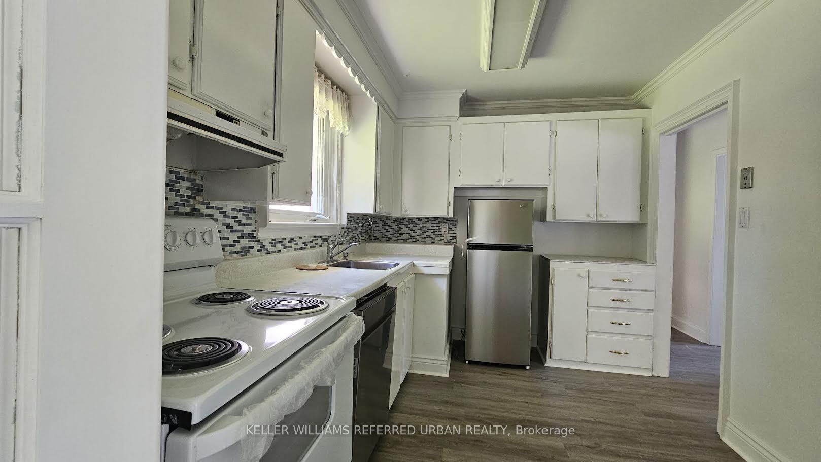 163 Newton Drive, Toronto, ON M2M 2N6 photo 3