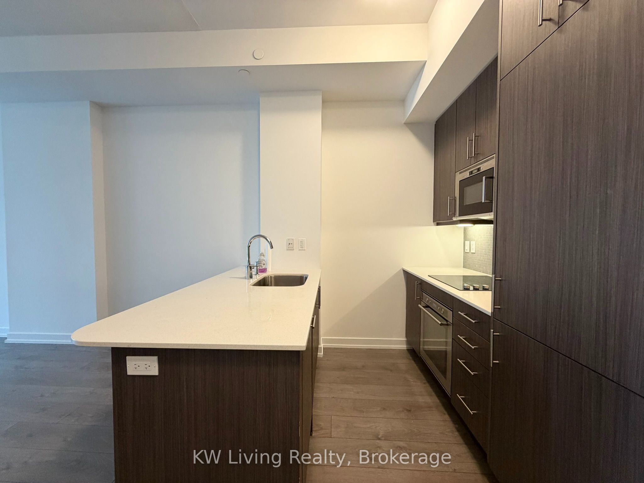 297 College Street 509, Toronto, ON M5T 0C2 photo 5