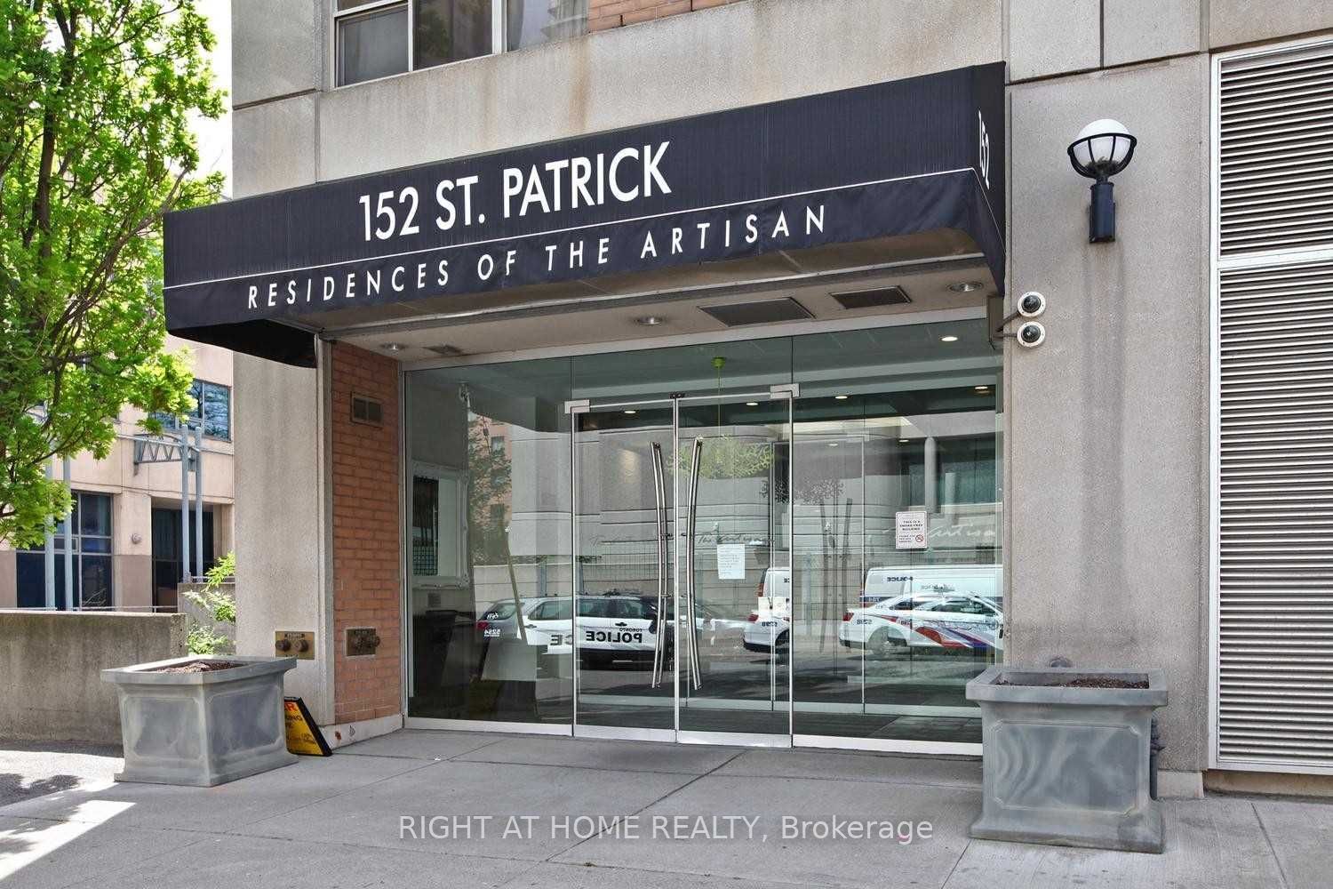 152 Saint Patrick Street 208, Toronto, ON M5T 3J9