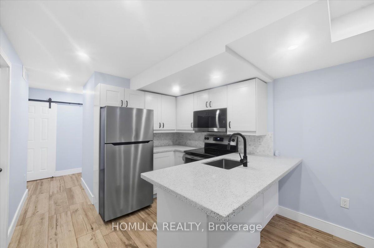 29 Grace Street Basement, Toronto, ON M6G 3A6