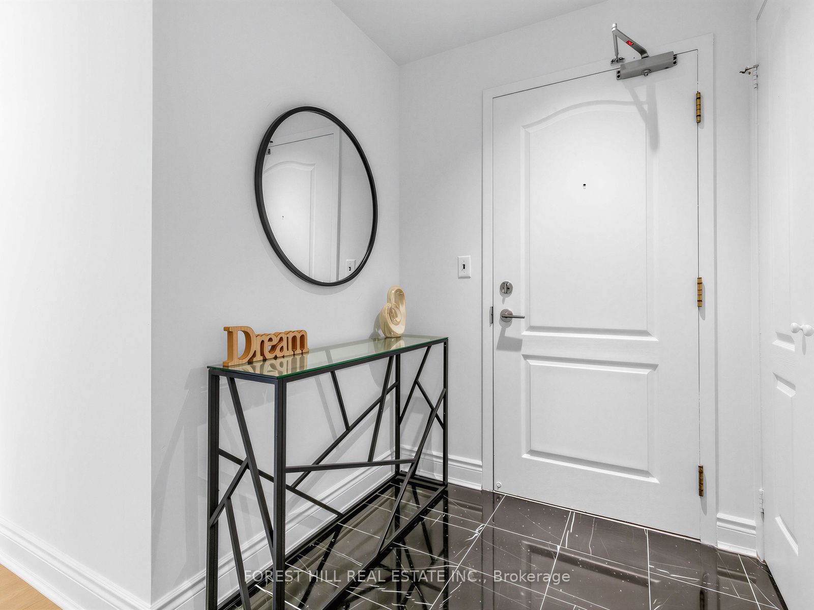 20 Collier Street 303, Toronto, ON M4W 3Y4 photo 2