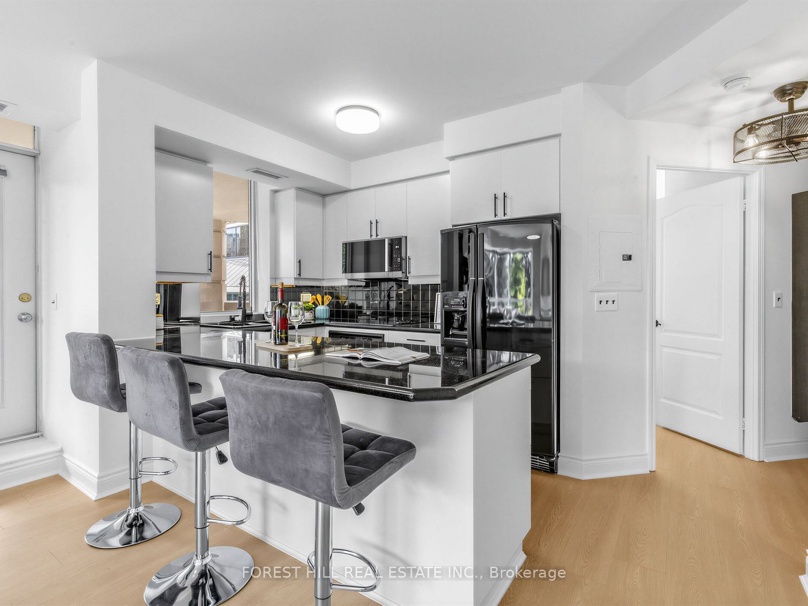 20 Collier Street 303, Toronto, ON M4W 3Y4 photo 5