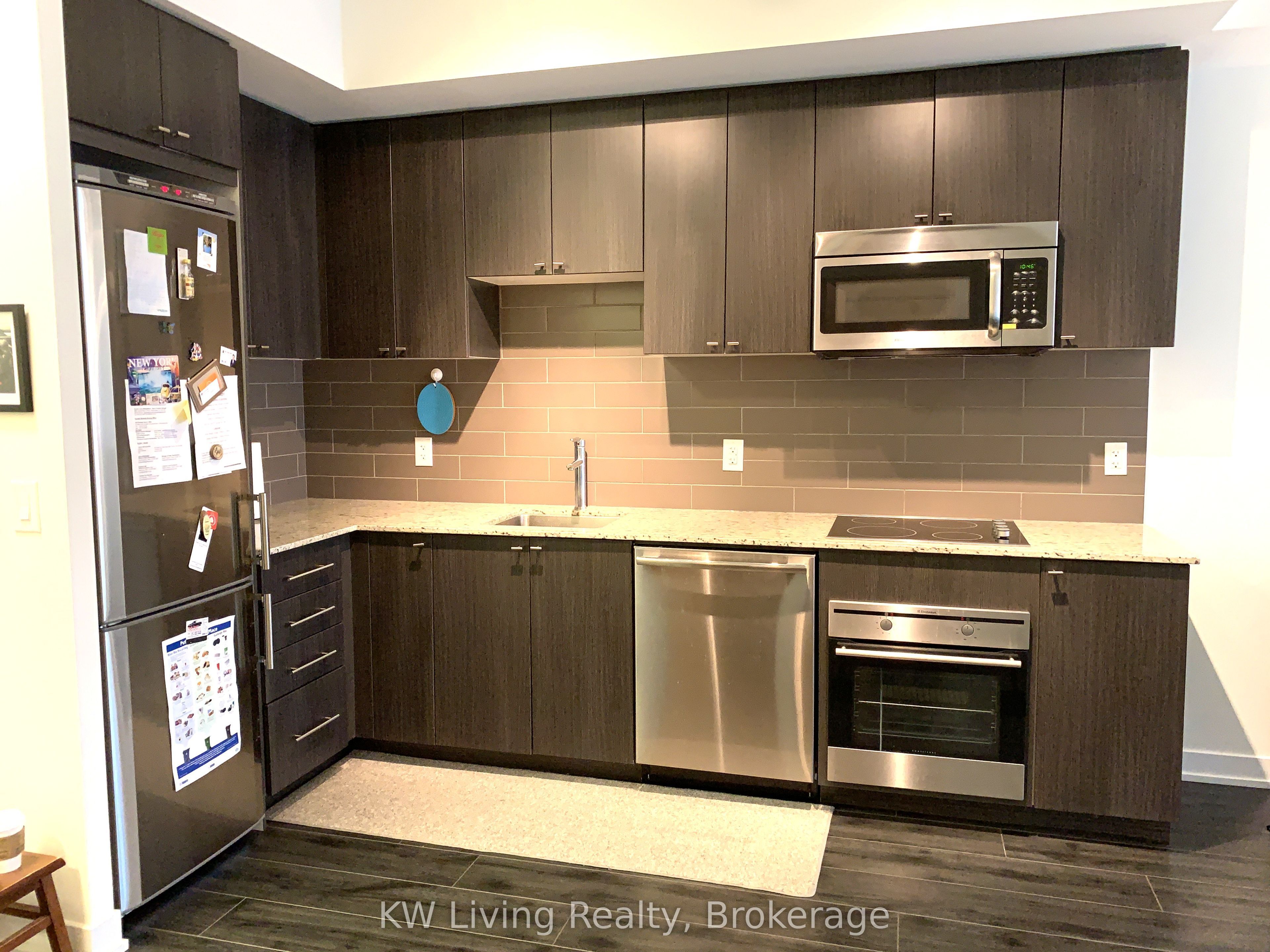 18 Rean Drive 203, Toronto, ON M2K 0C7 photo 3