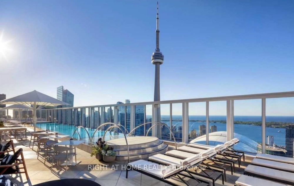 88 Blue Jays Way 1111, Toronto, ON M5V 0L7 photo 3