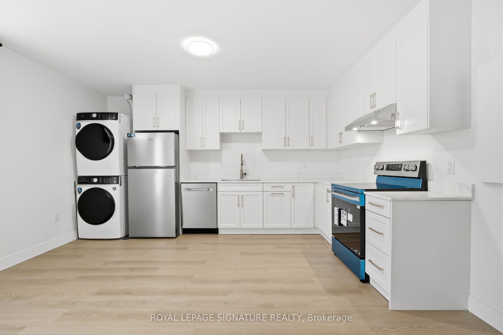 53 Bishop Avenue 1B, Toronto, ON M2M 1Z4 photo 2