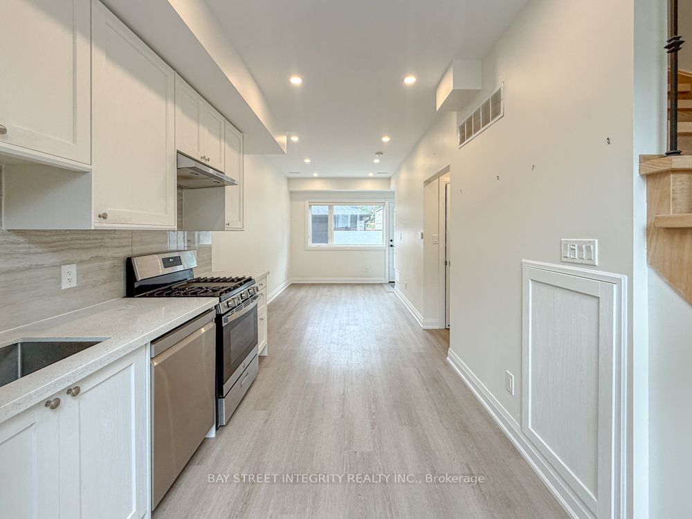 598 Crawford Street Laneway, Toronto, ON M6G 3K2 photo 5