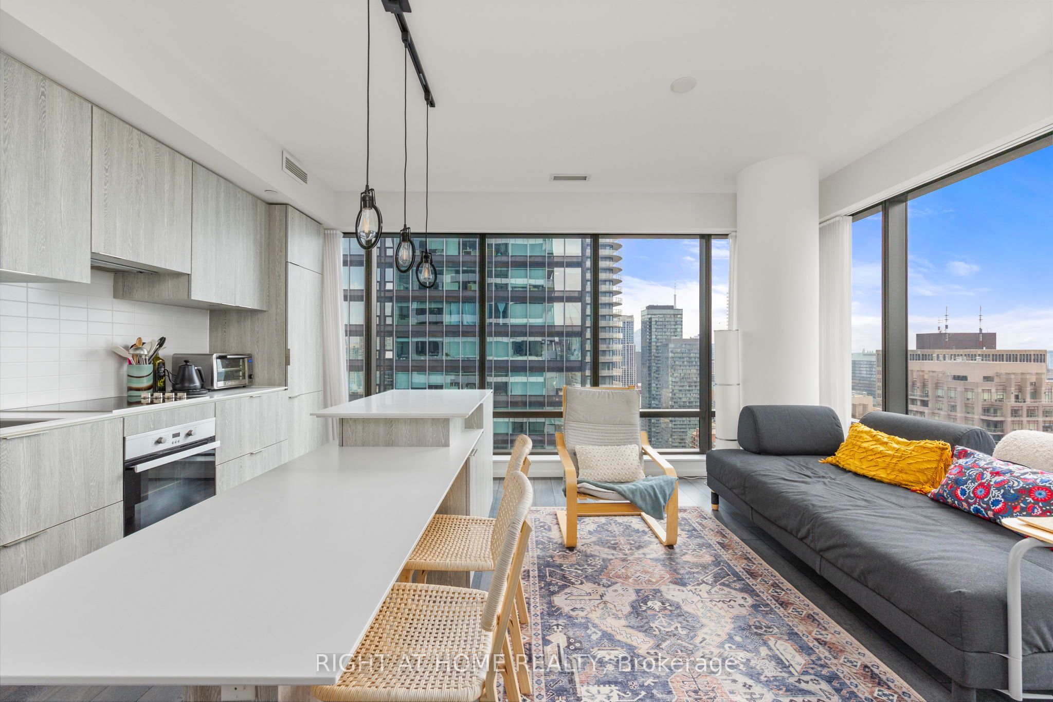 5 St Joseph Street 3105, Toronto, ON M4Y 1J6 photo 5