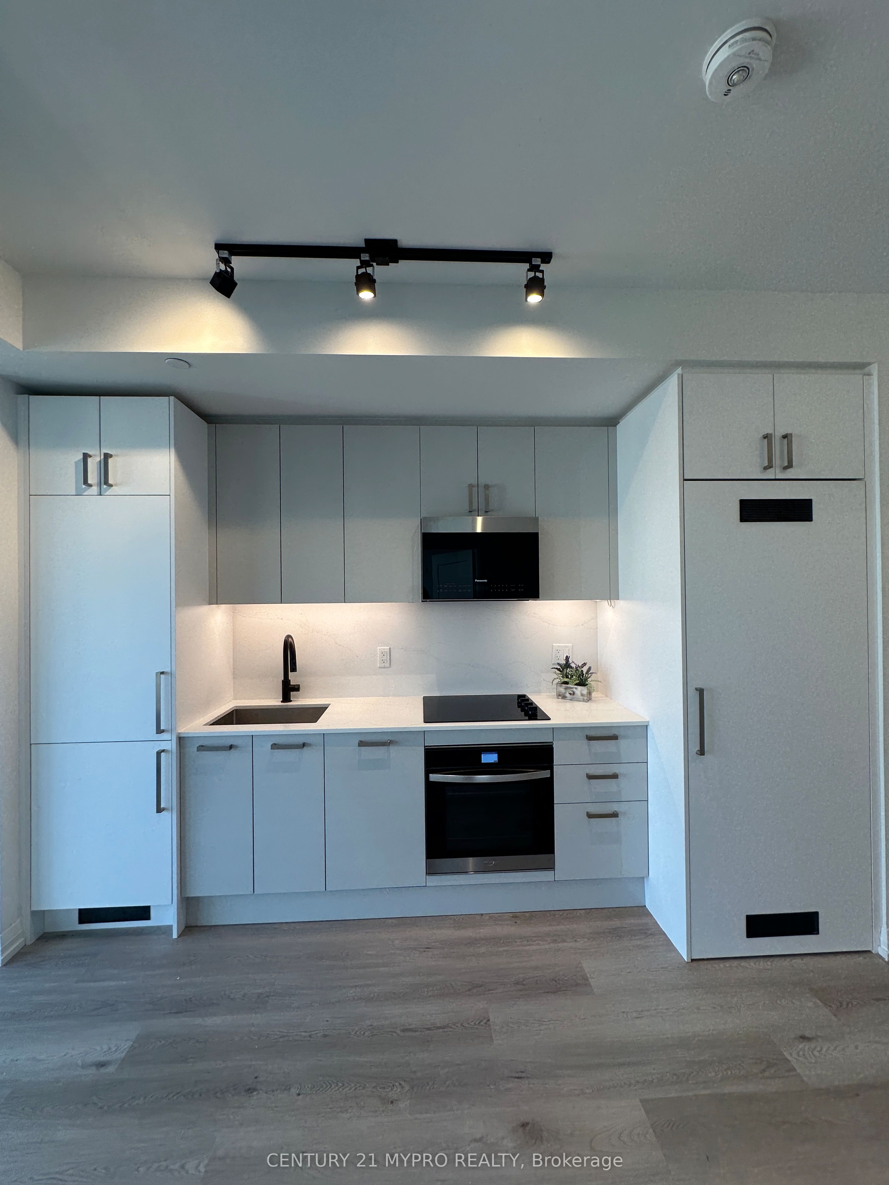 280 Dundas Street W 1204, Toronto, ON M5T 0E3 photo 4
