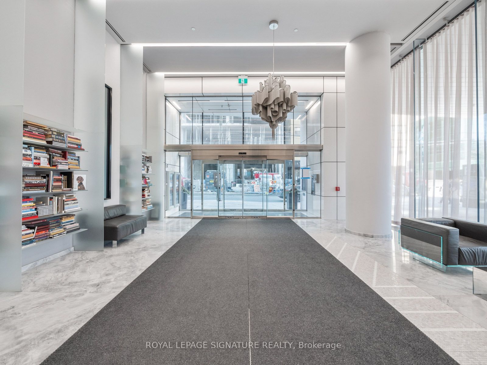 5 Soudan Avenue 1010, Toronto, ON M4S 0B1 photo 4