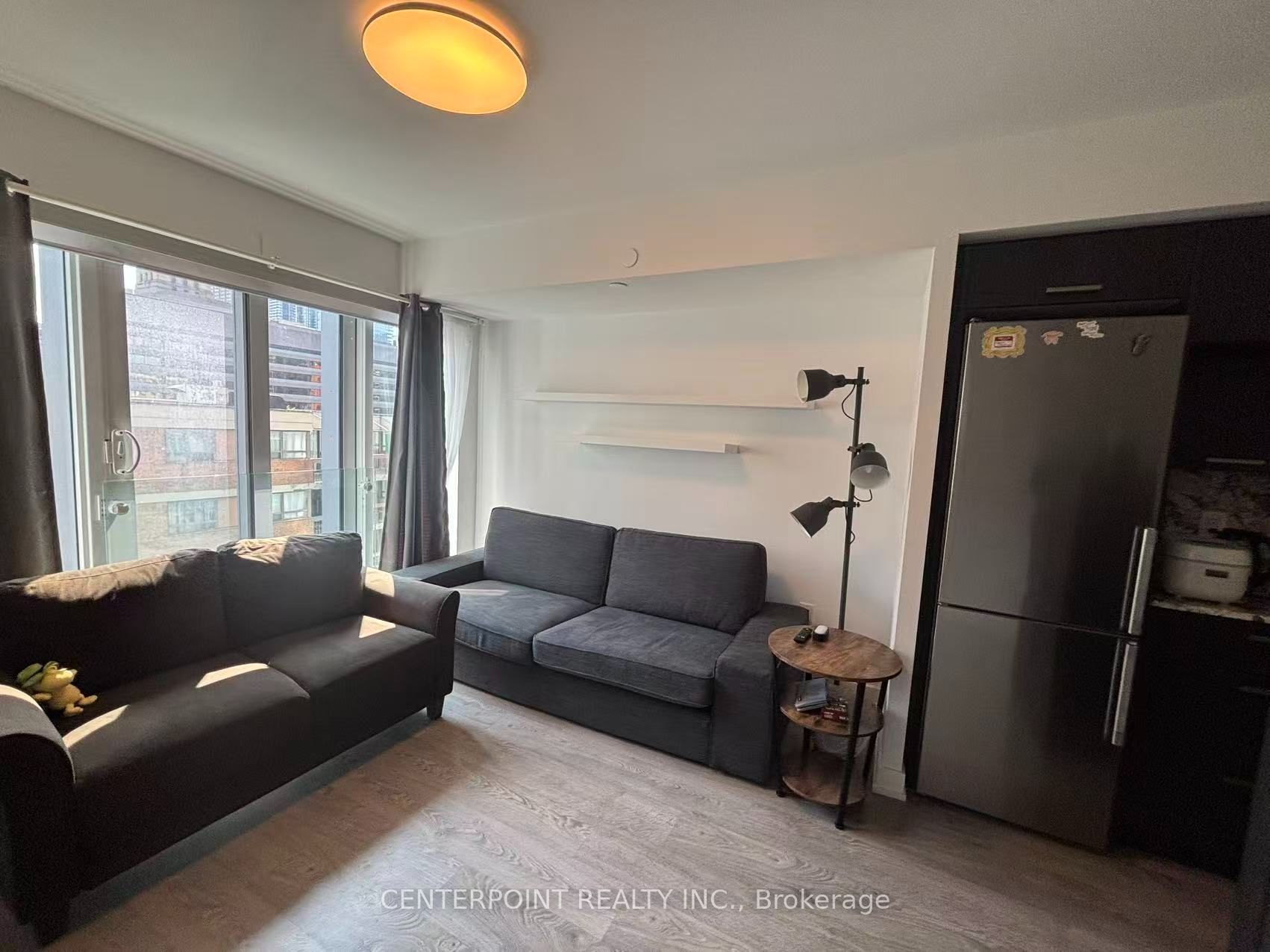 50 McCaul Street 707, Toronto, ON M5T 1V9 photo 5