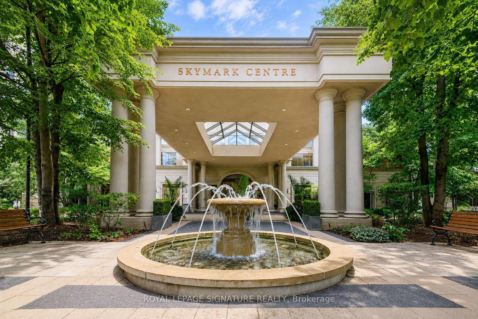 80 Harrison Garden Boulevard 323, Toronto, ON M2N 7E3