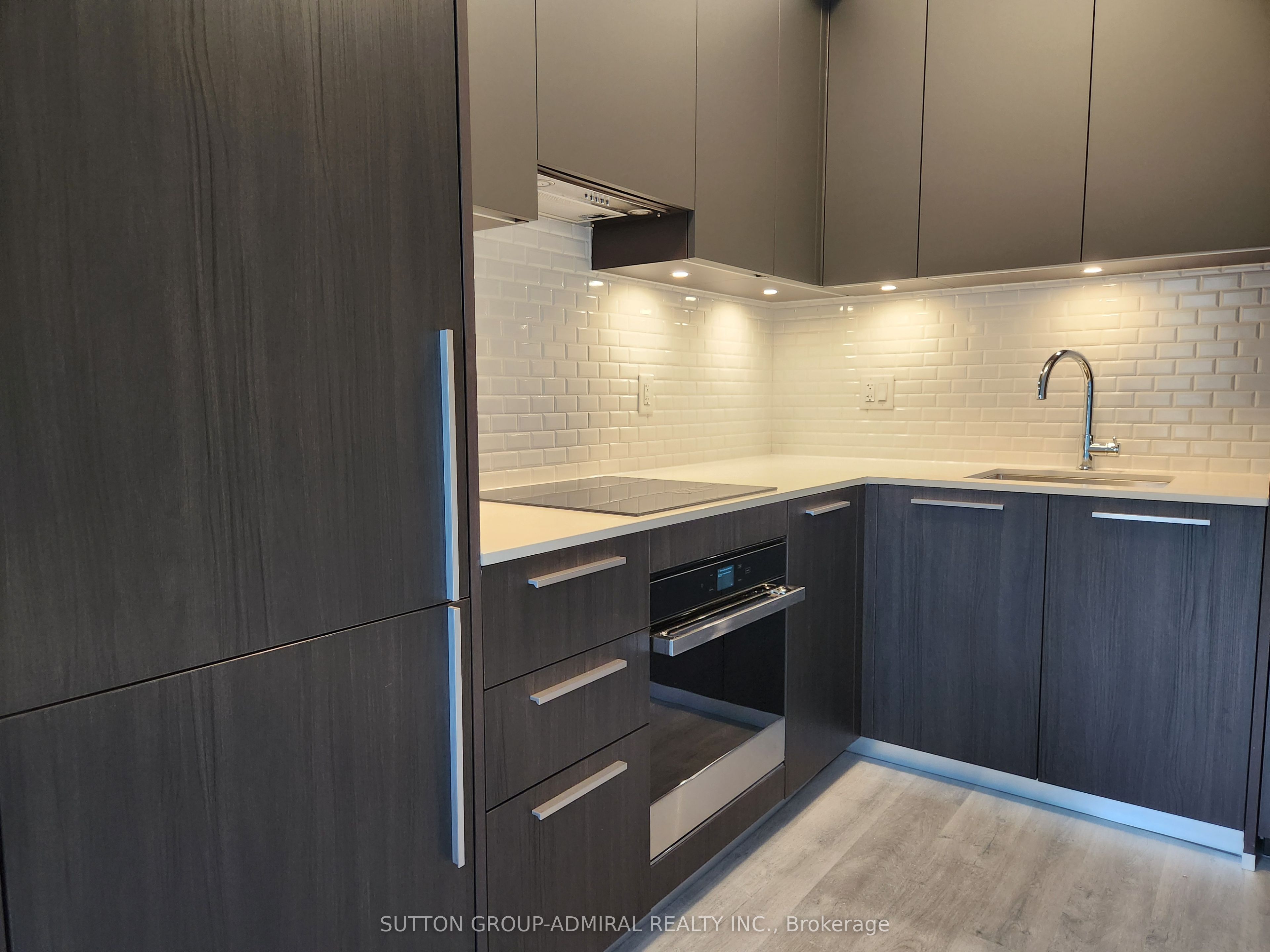 65 Broadway Avenue 320, Toronto, ON M4P 1T9 photo 5
