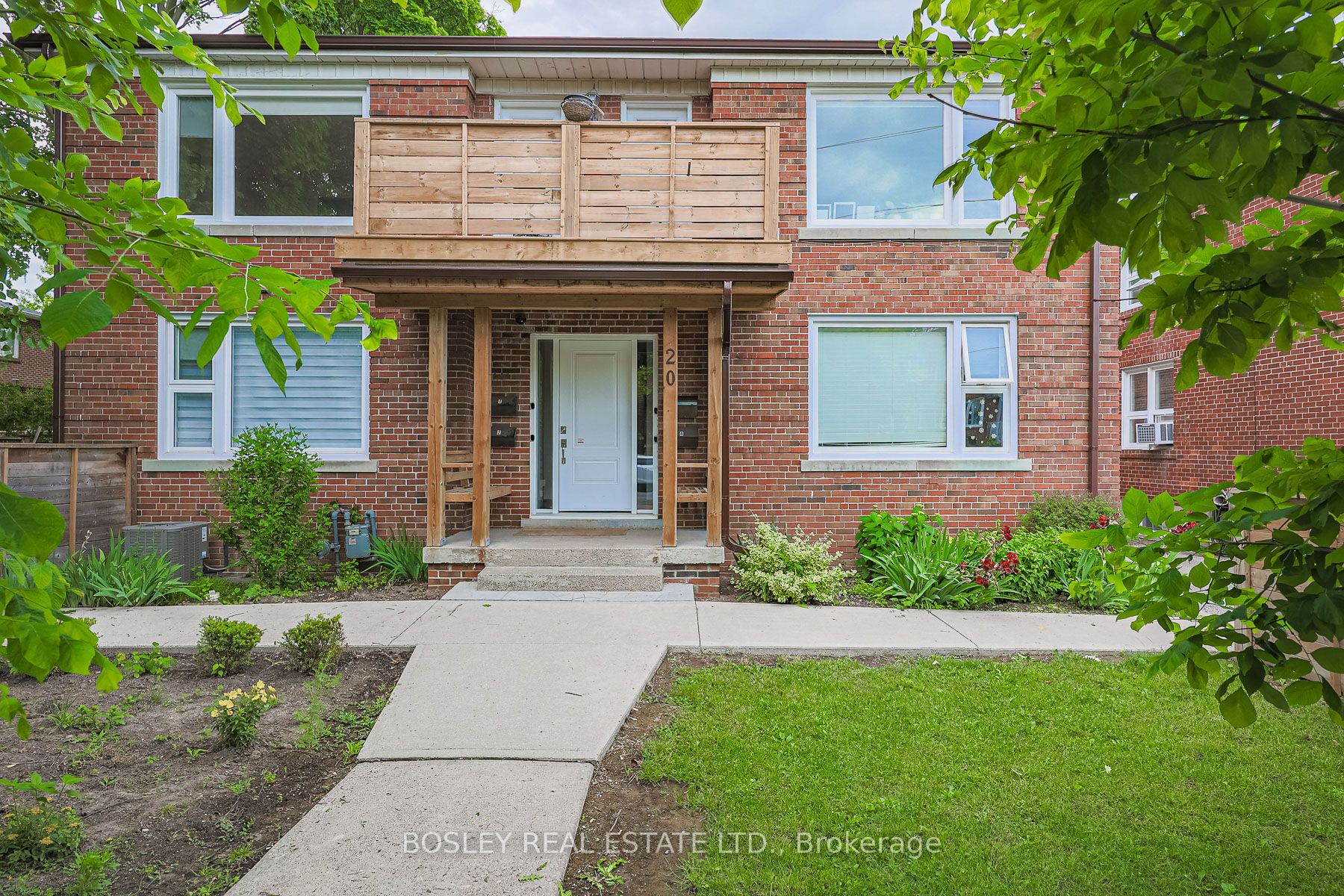 20 Markdale Avenue 3, Toronto, ON M6C 1S9 photo 3