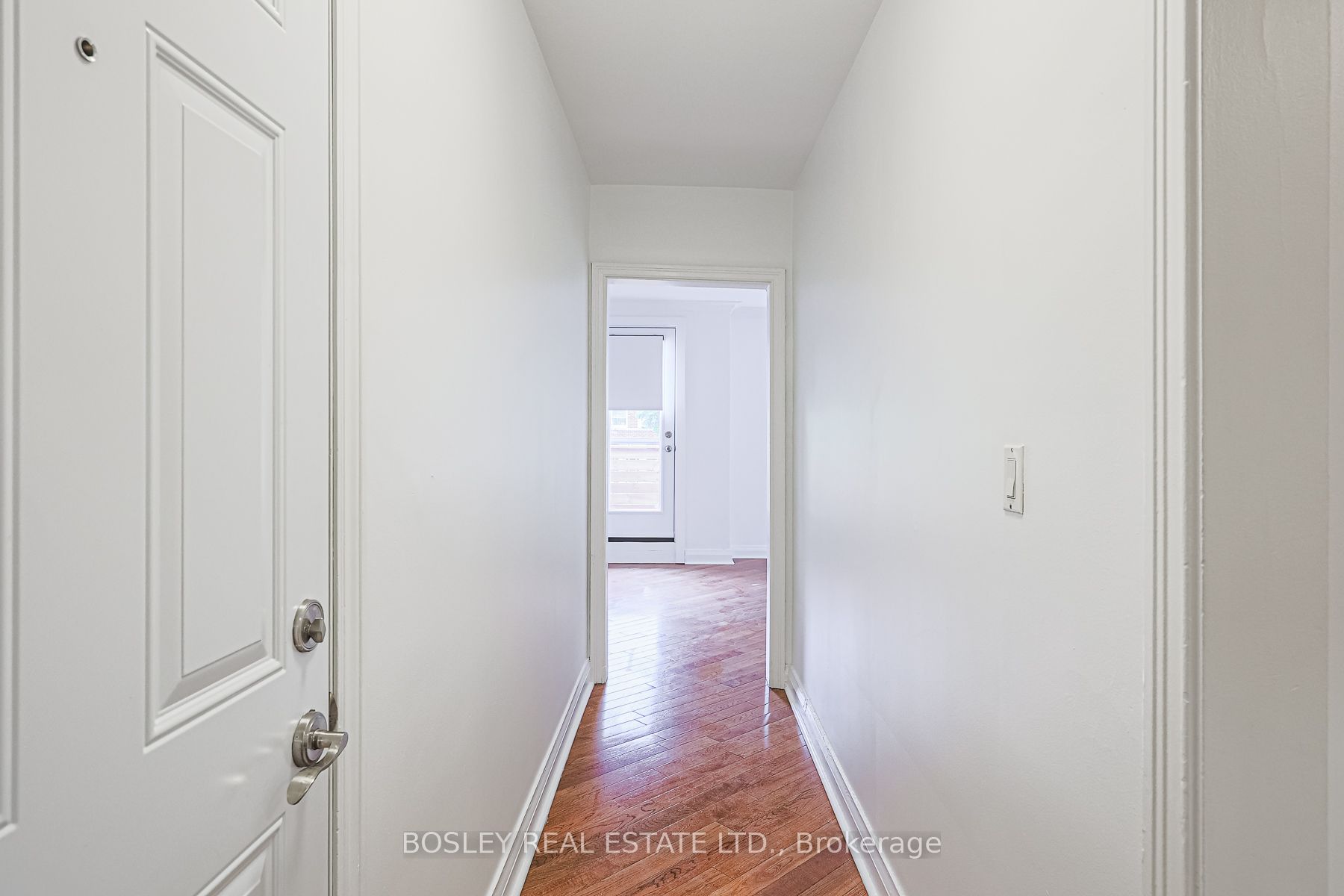 20 Markdale Avenue 3, Toronto, ON M6C 1S9 photo 4